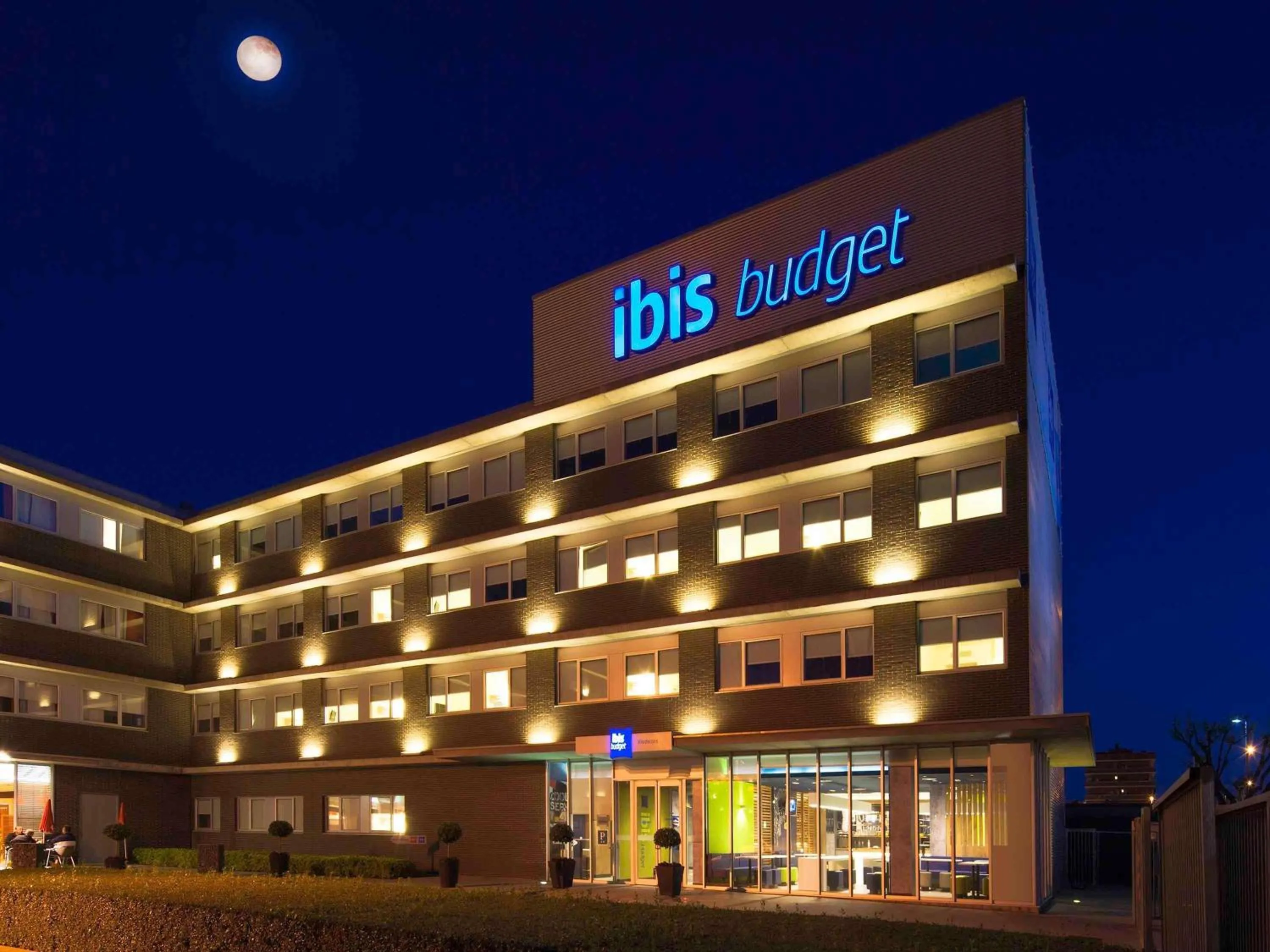 Property building in Ibis Budget Barcelona Viladecans