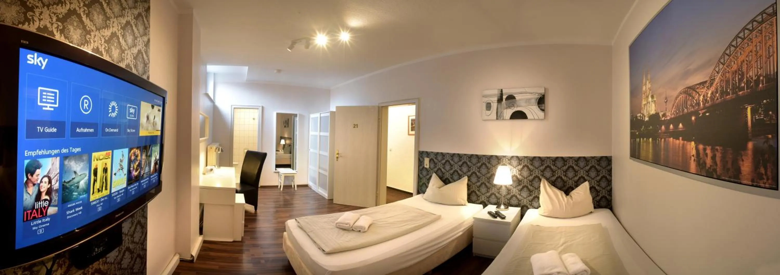 Photo of the whole room, Bed in Hotel Bürgerhof