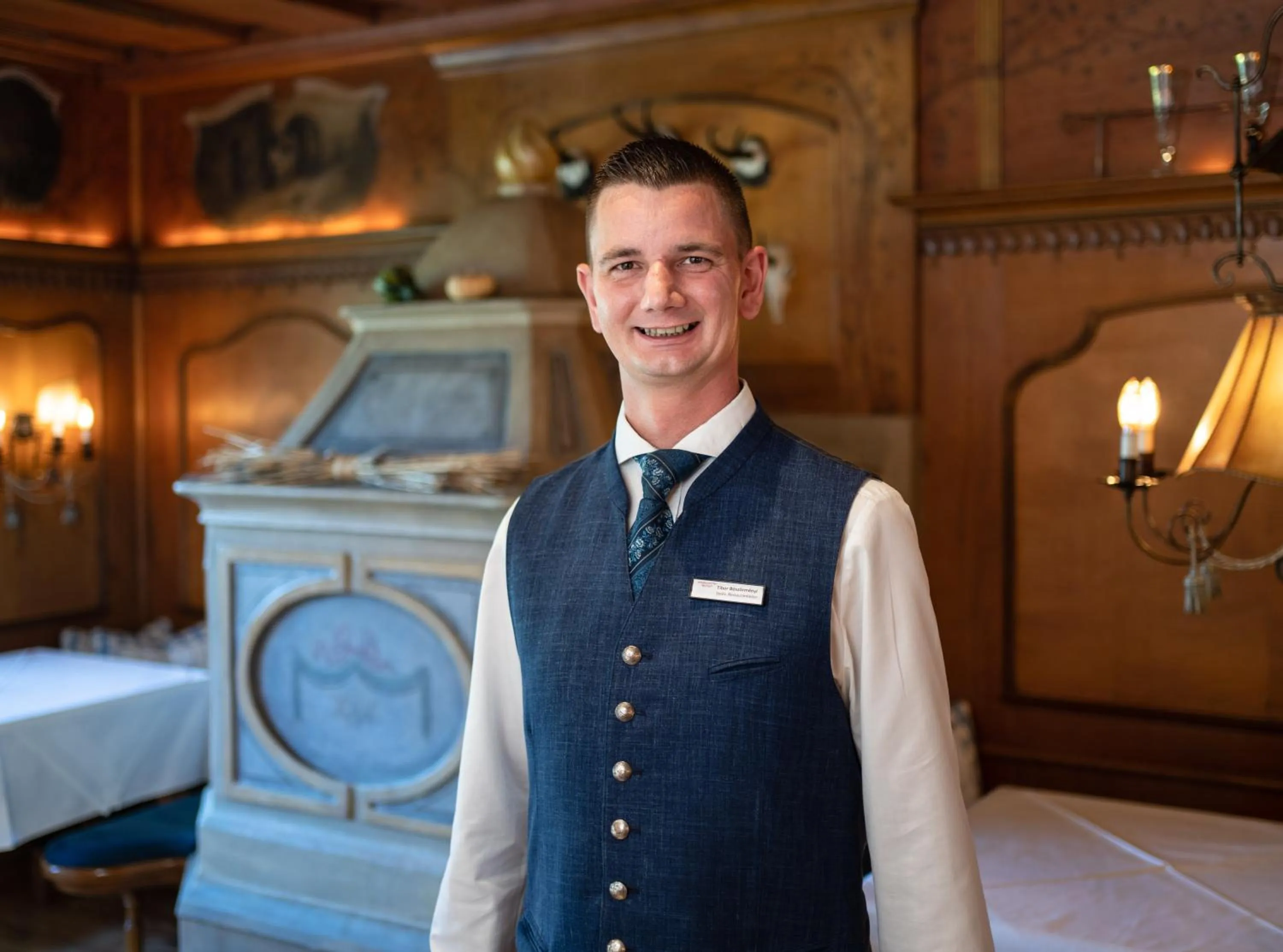 Staff in Parkhotel Wallgau 4 Sterne Superior Alpenjuwel mit Spa Genuss, Golf & Wellness in der Karwendel-Region Tradition trifft Eleganz im stilvollen Rückzugsort