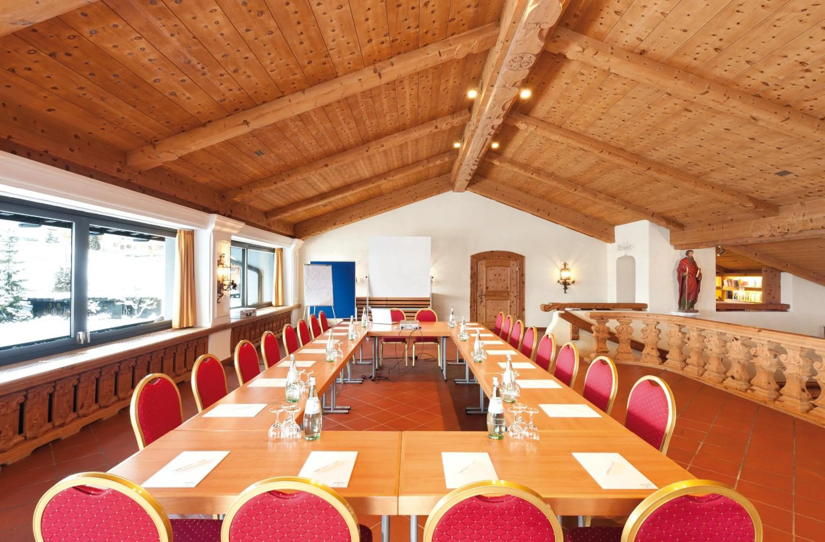 Meeting/conference room in Parkhotel Wallgau 4 Sterne Superior Alpenjuwel mit Spa Genuss, Golf & Wellness in der Karwendel-Region Tradition trifft Eleganz im stilvollen Rückzugsort