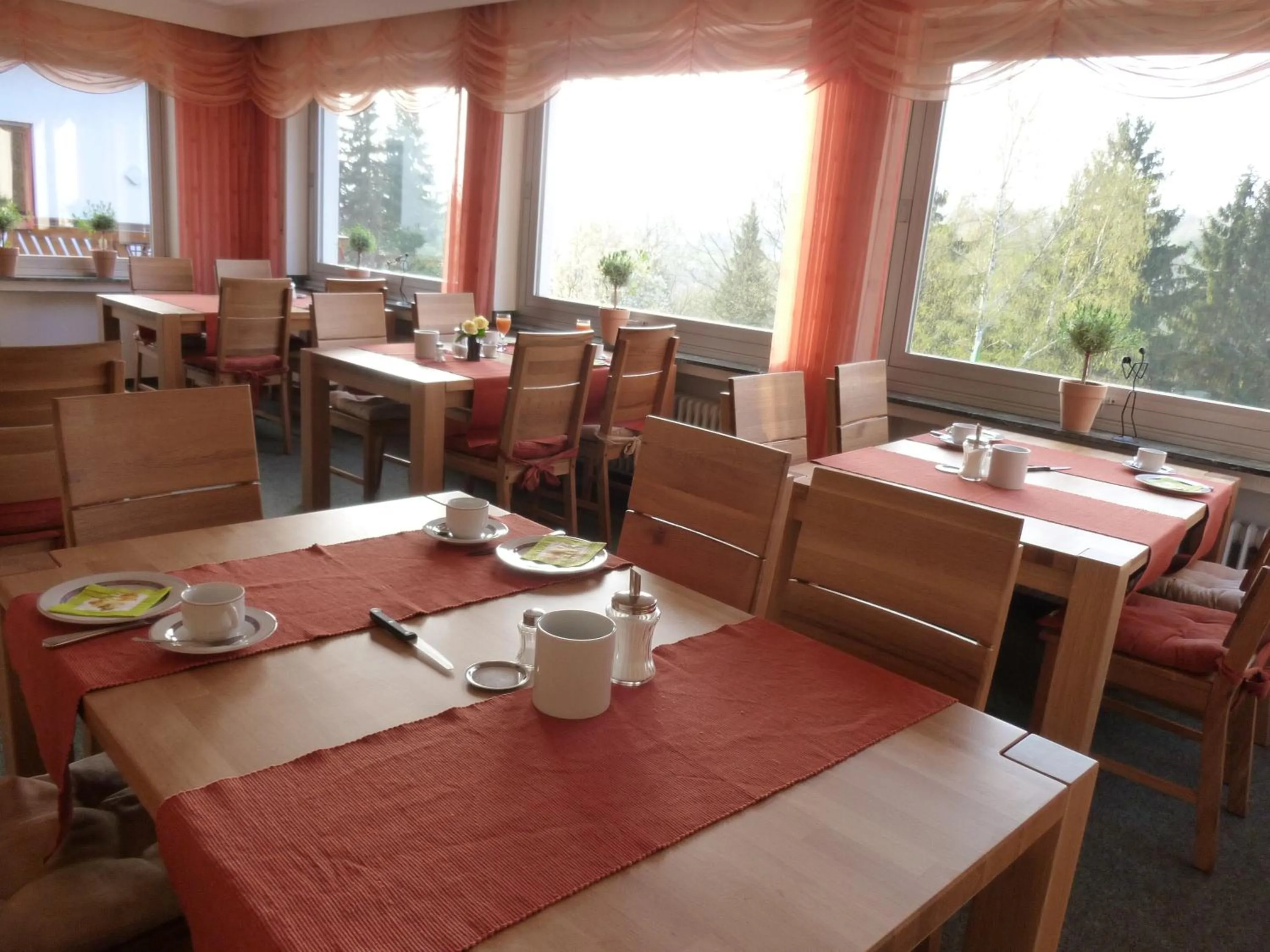 Restaurant/places to eat in Pension Haus Diefenbach