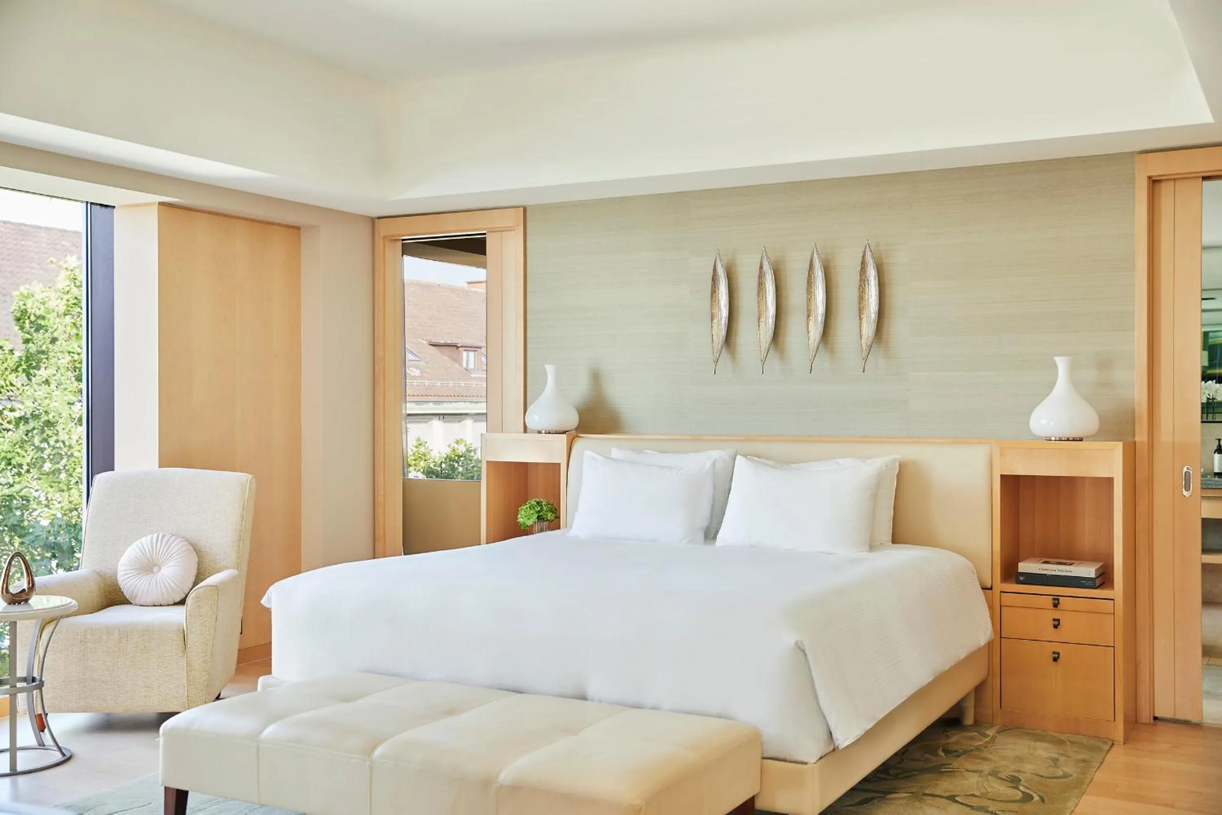 Bedroom, Bed in Park Hyatt Zurich – City Center Luxury