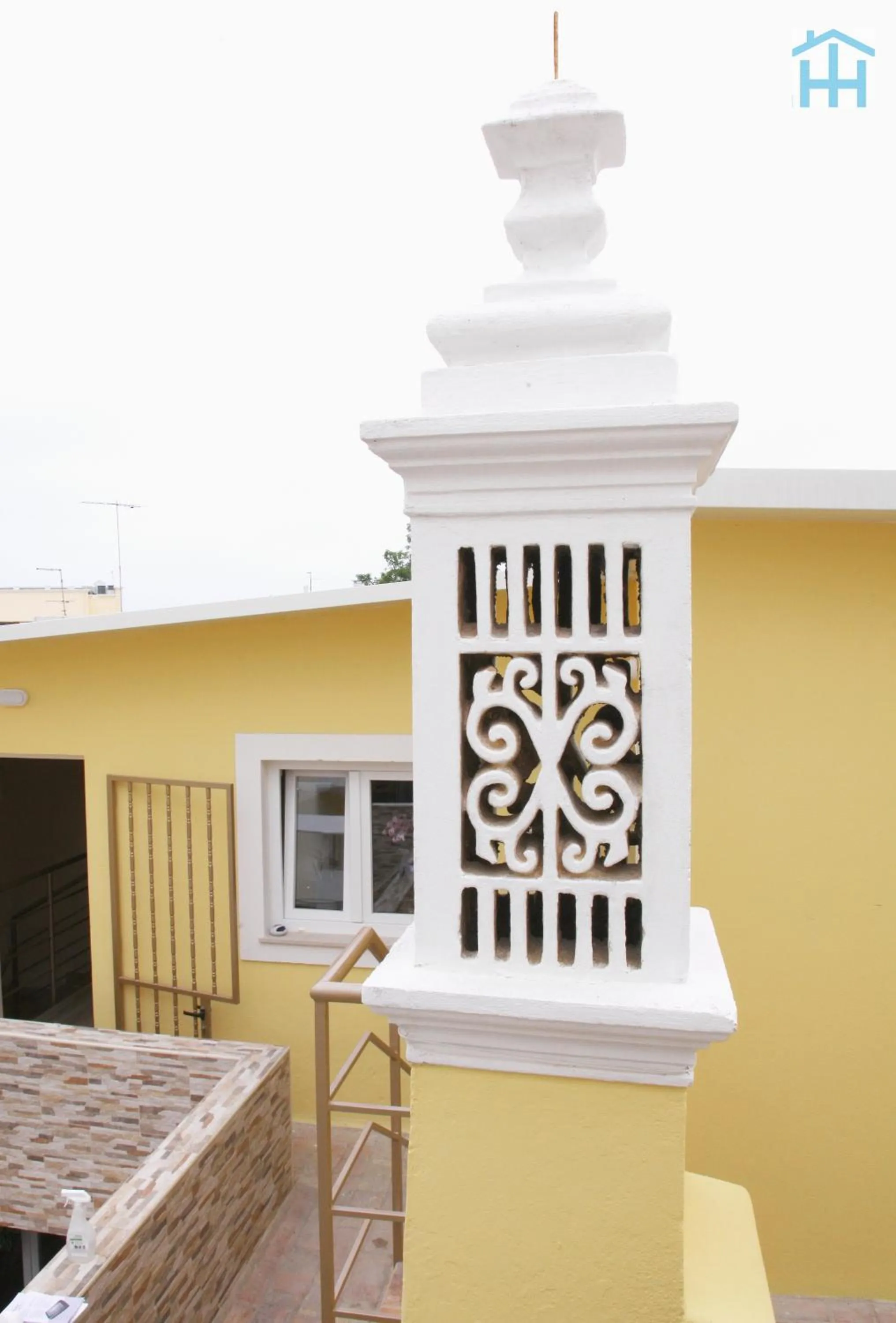 Decorative detail in Happy House Comfort Plus