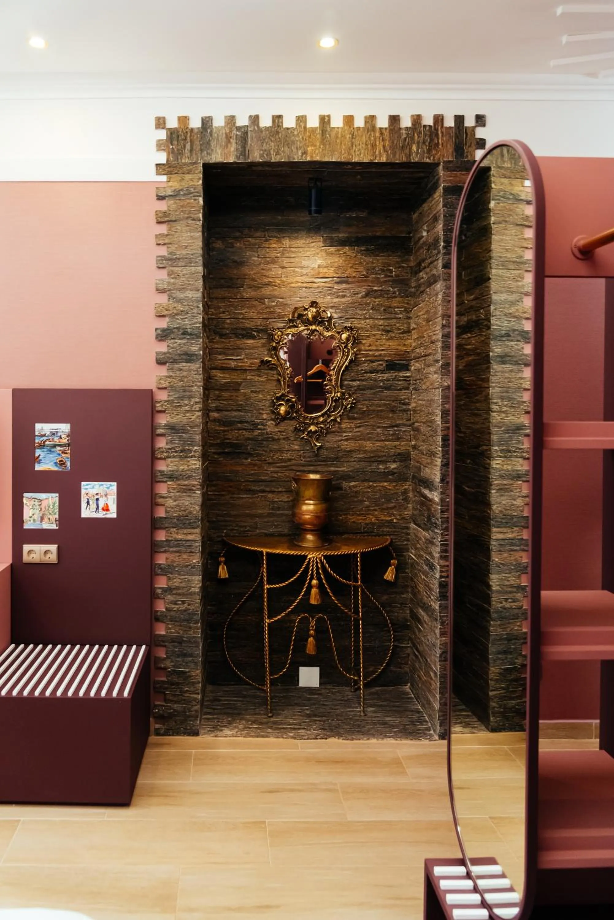 Decorative detail in Happy House Comfort Plus