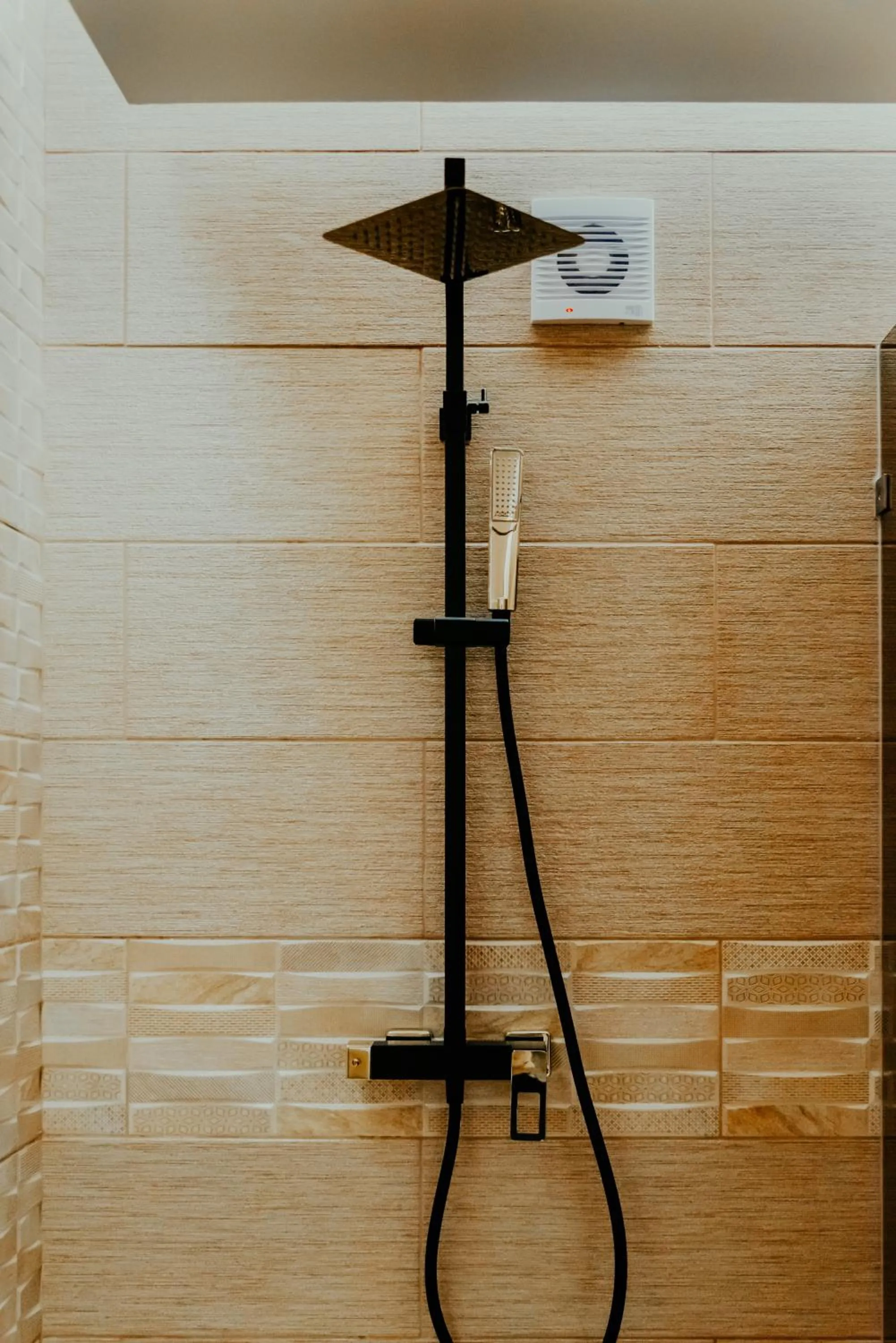 Shower in Happy House Comfort Plus