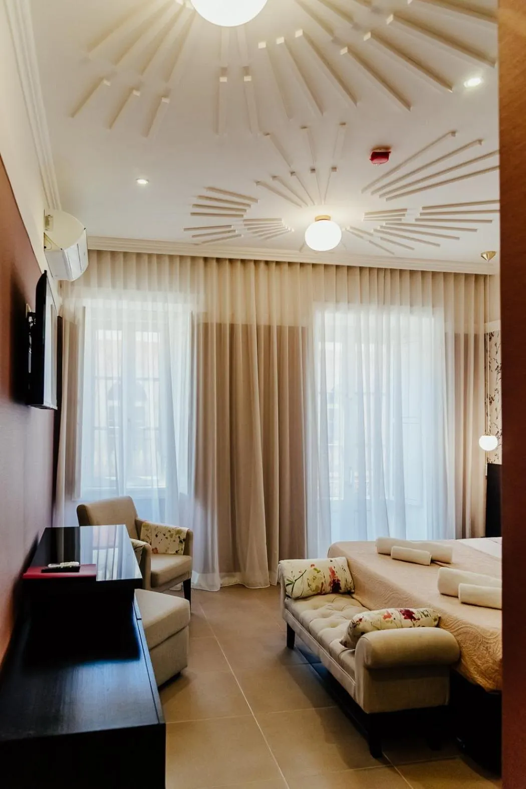 Photo of the whole room, Bed in Happy House Comfort Plus