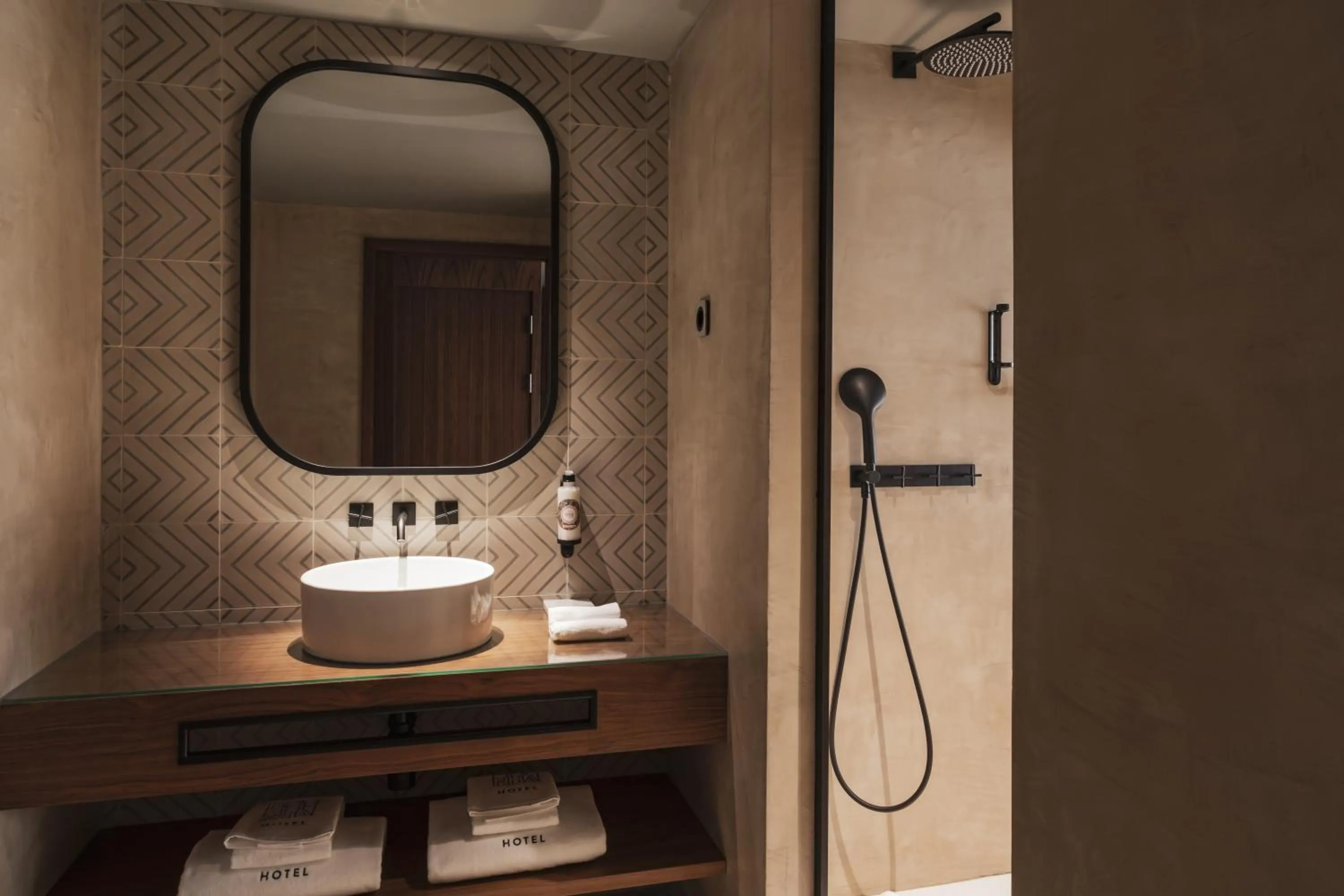 Bathroom in Fontinha Porto, Trademark Collection by Wyndham
