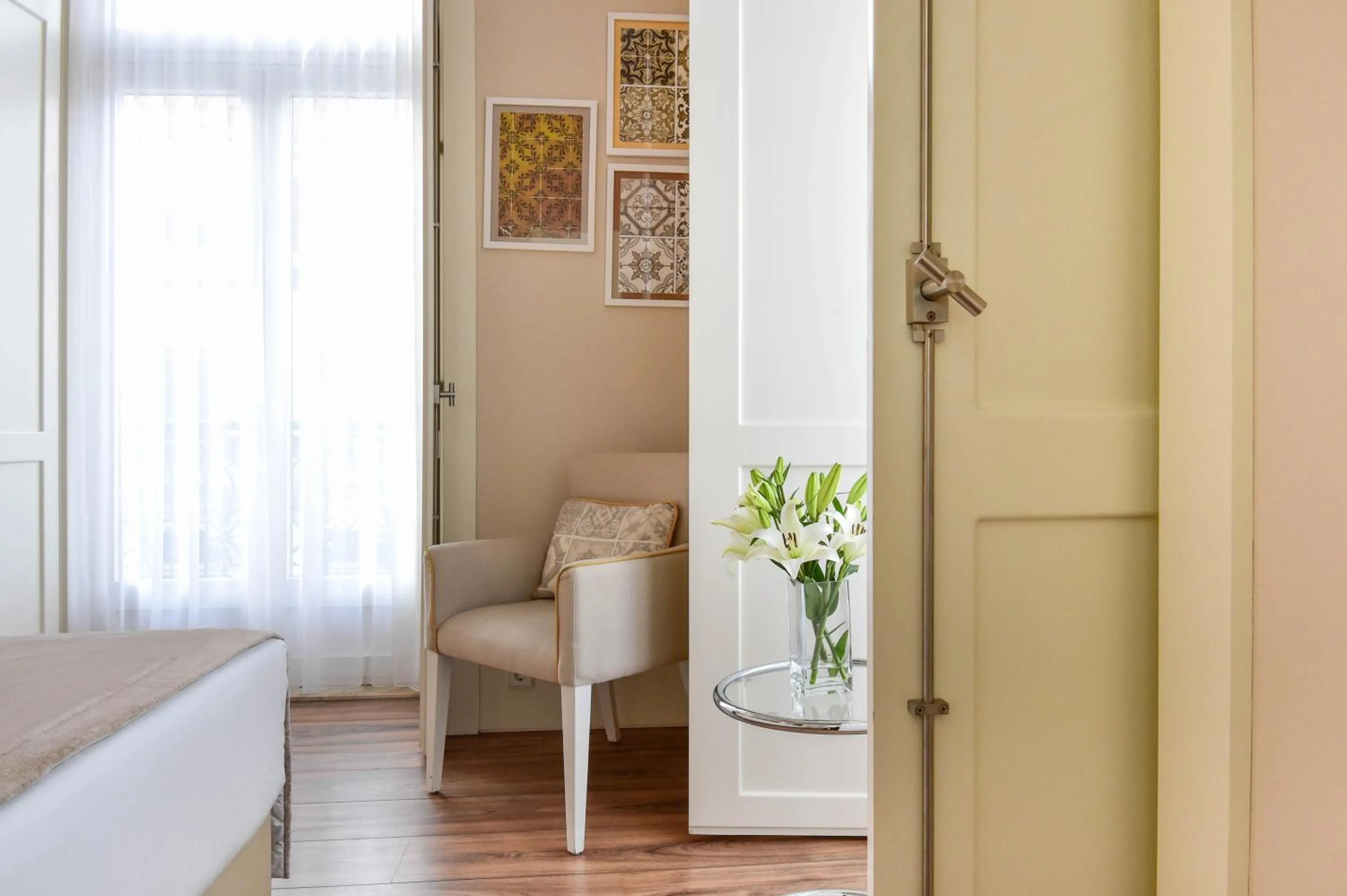 Seating area in My Story Hotel Ouro