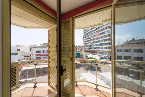 City view in Puerta del Sol TRM only adults Aparts