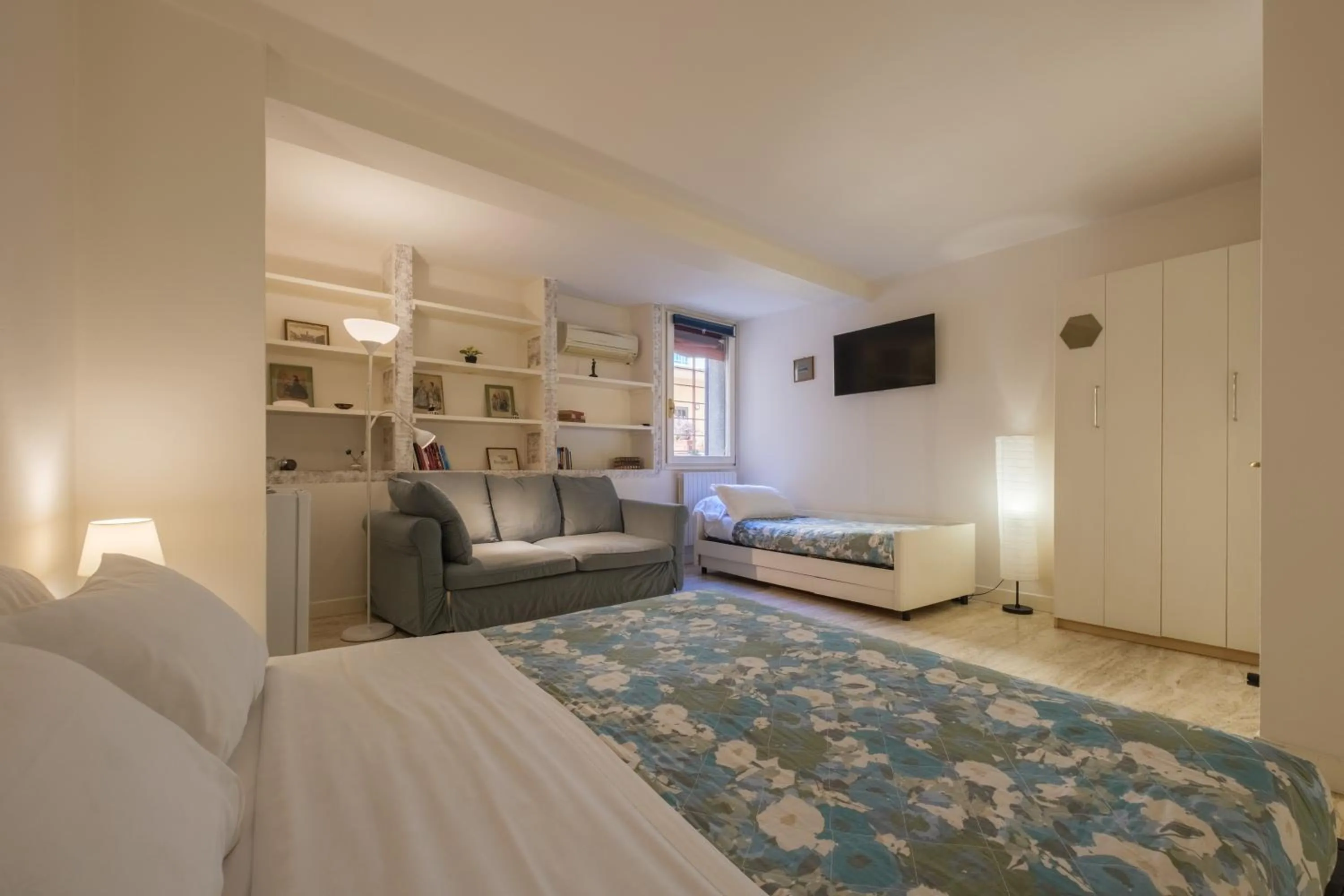 Photo of the whole room, Bed in Cristina Rossi Bed&Breakfast