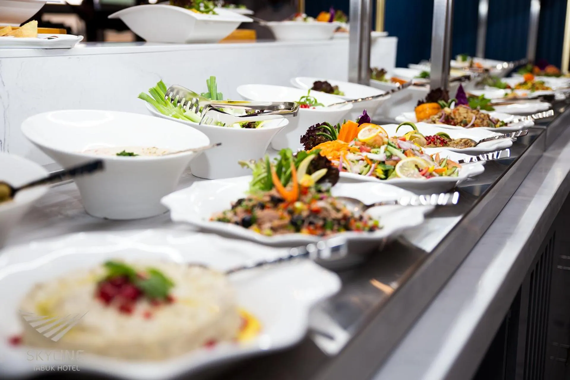 Restaurant/places to eat in Skyline Tabuk Hotel