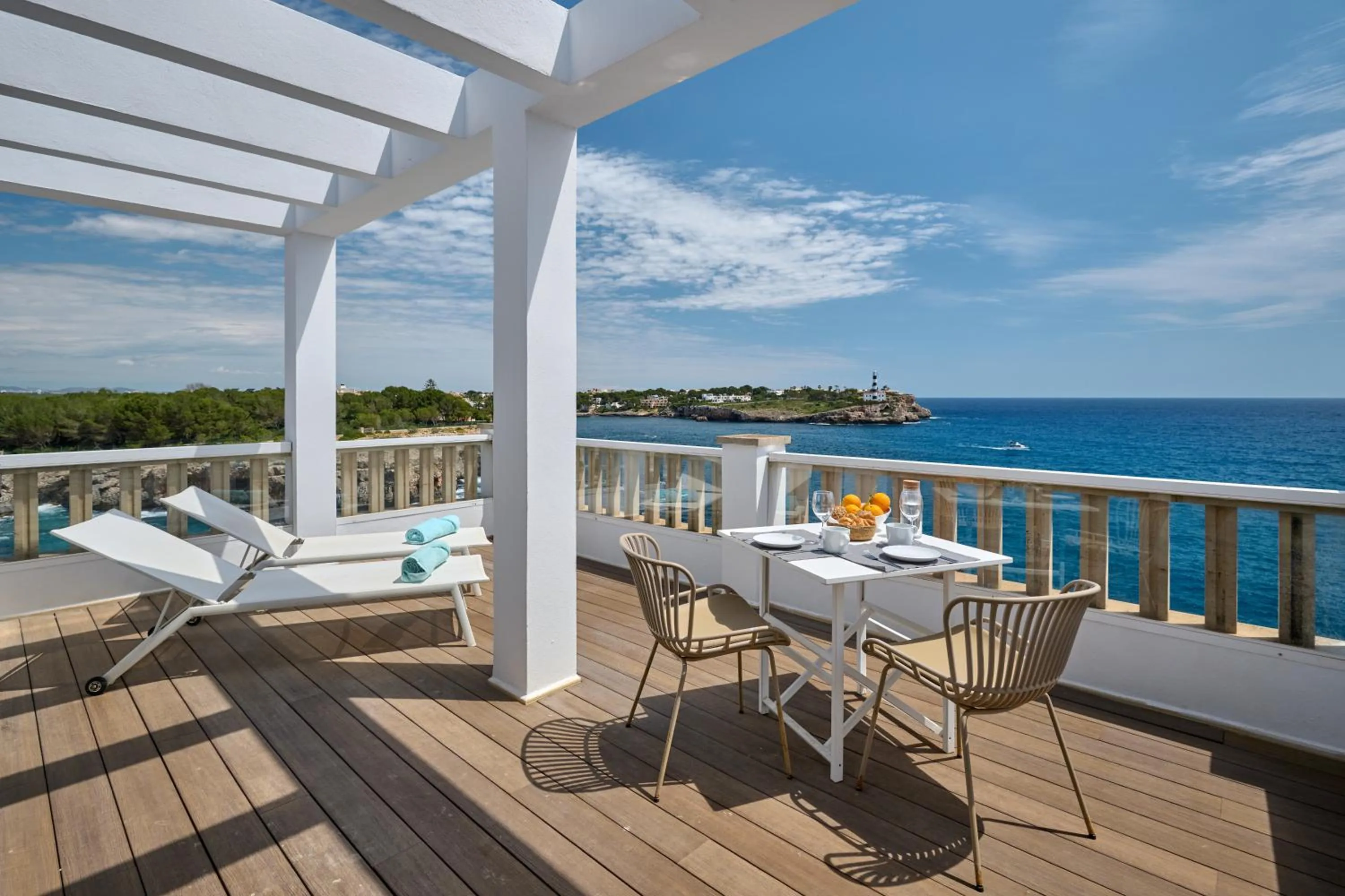 Orange Colom - Seaside Apartments