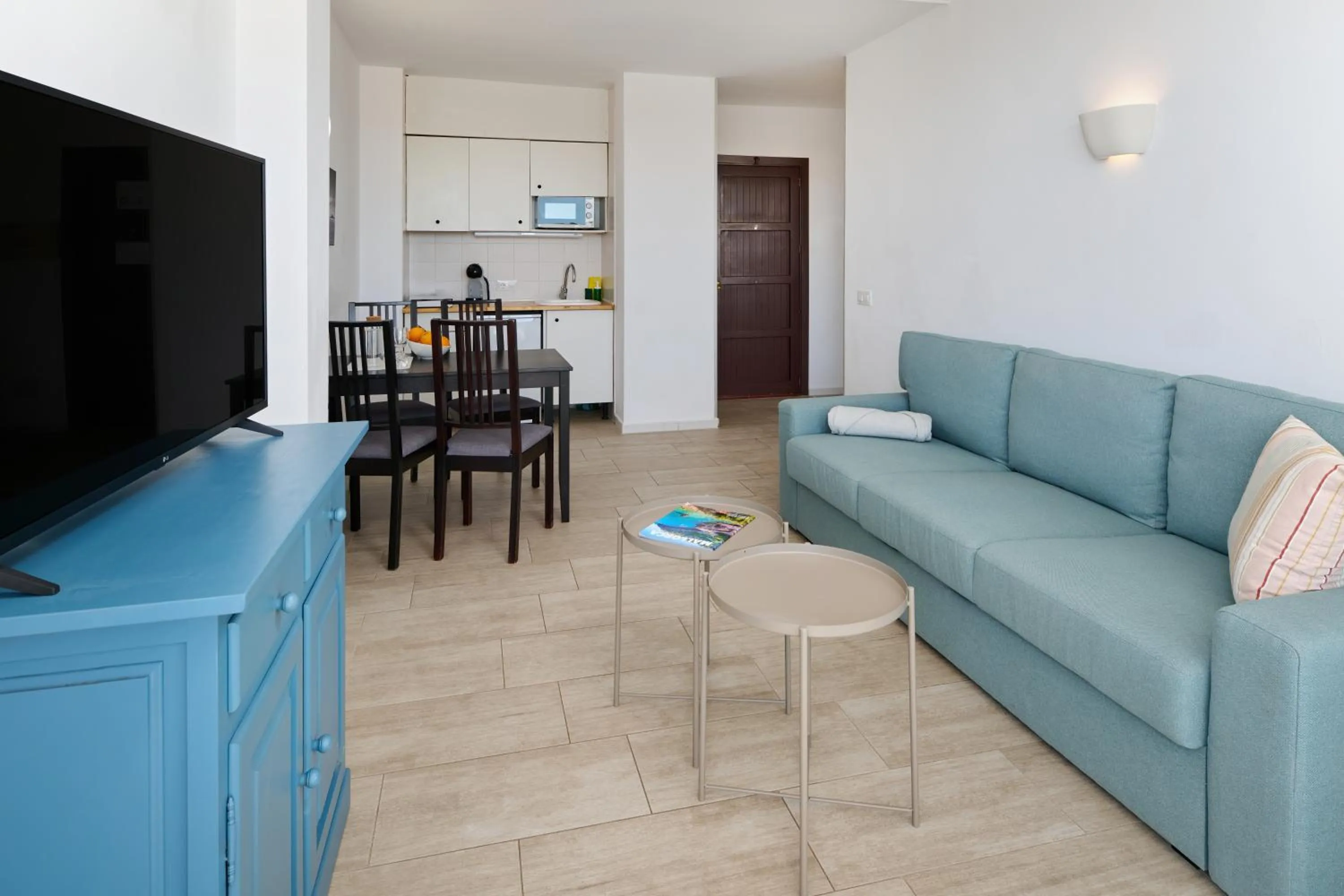 Orange Colom - Seaside Apartments