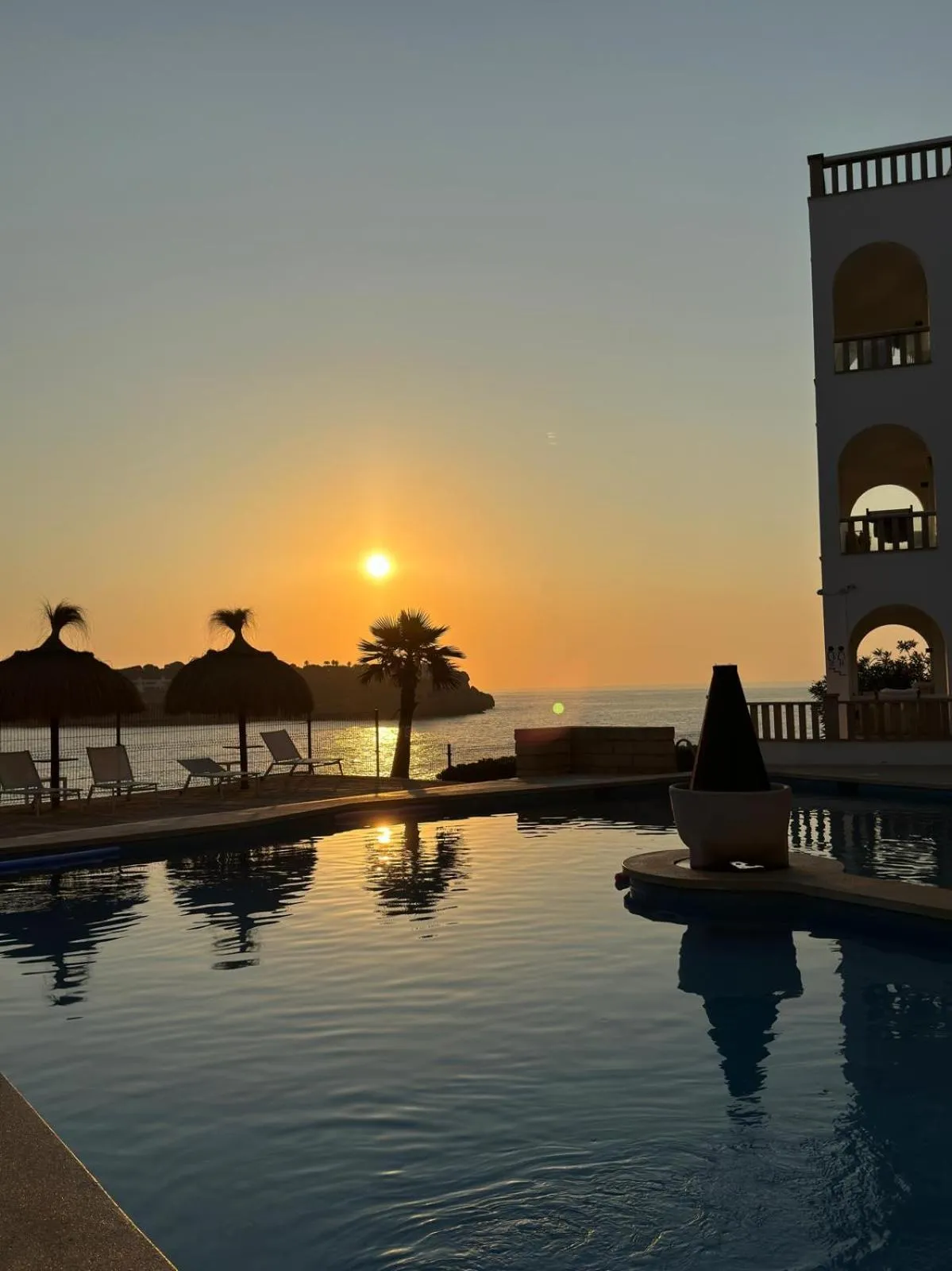 Sunrise in Orange Colom - Seaside Apartments