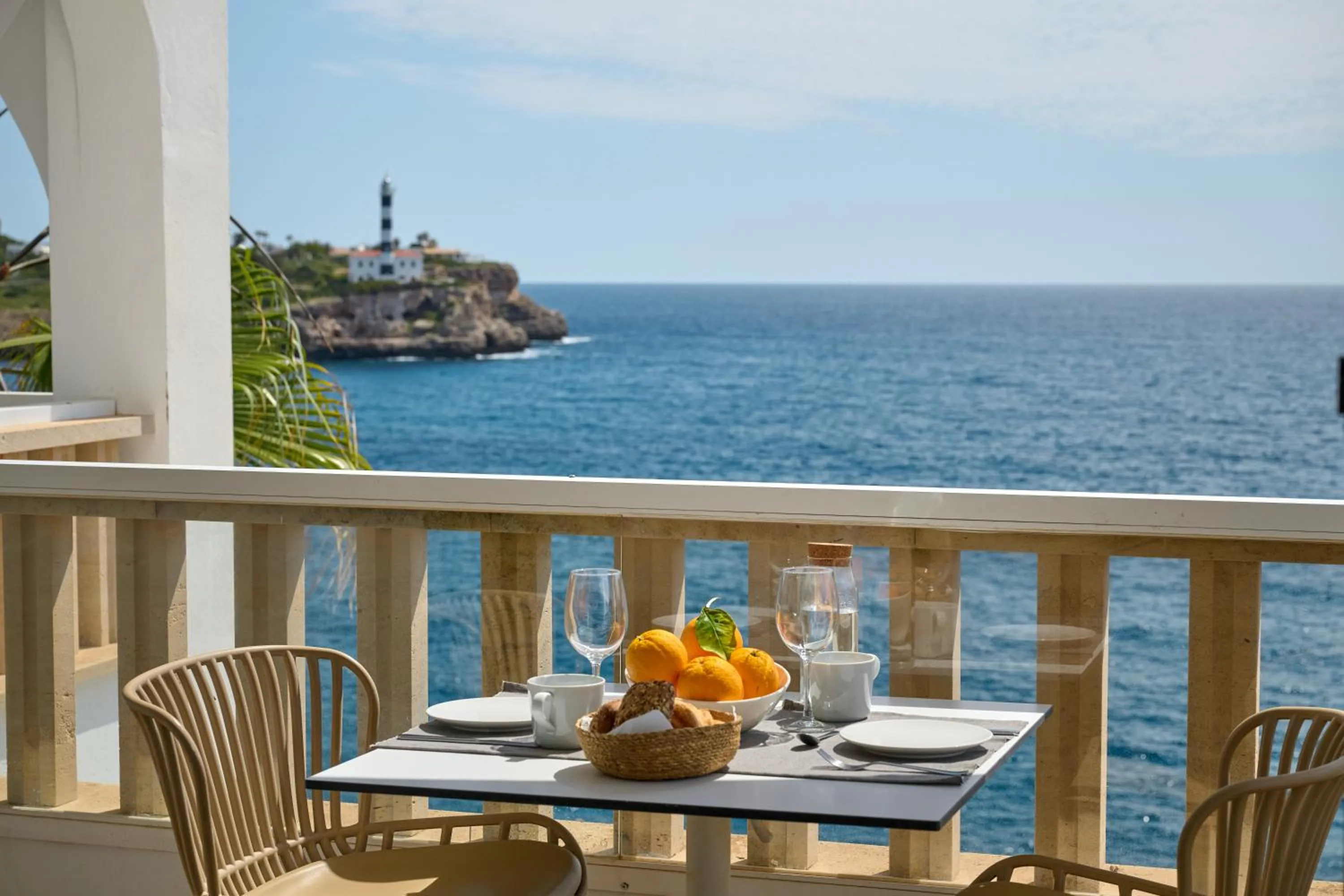 Orange Colom - Seaside Apartments