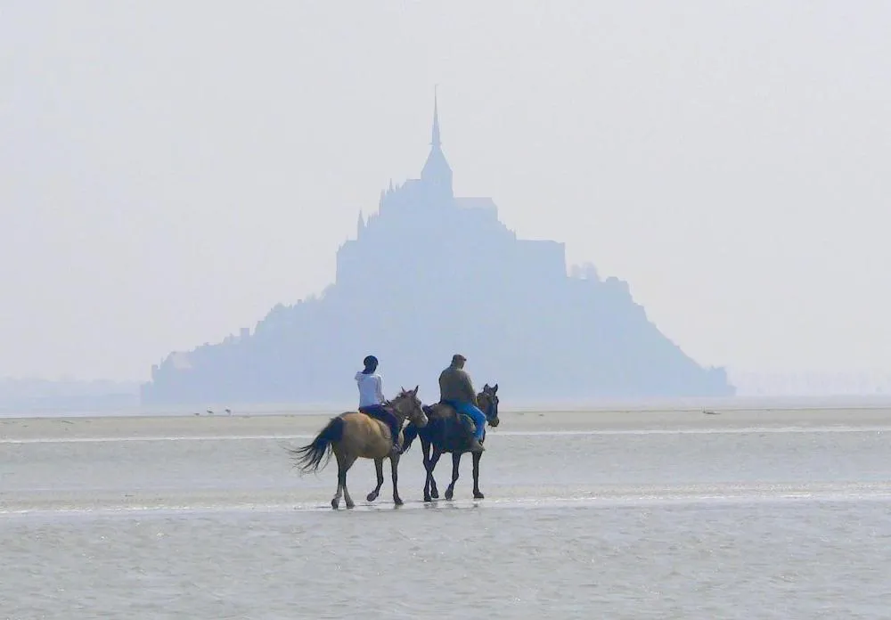 Beach in Ermitage - Mont-Saint-Michel