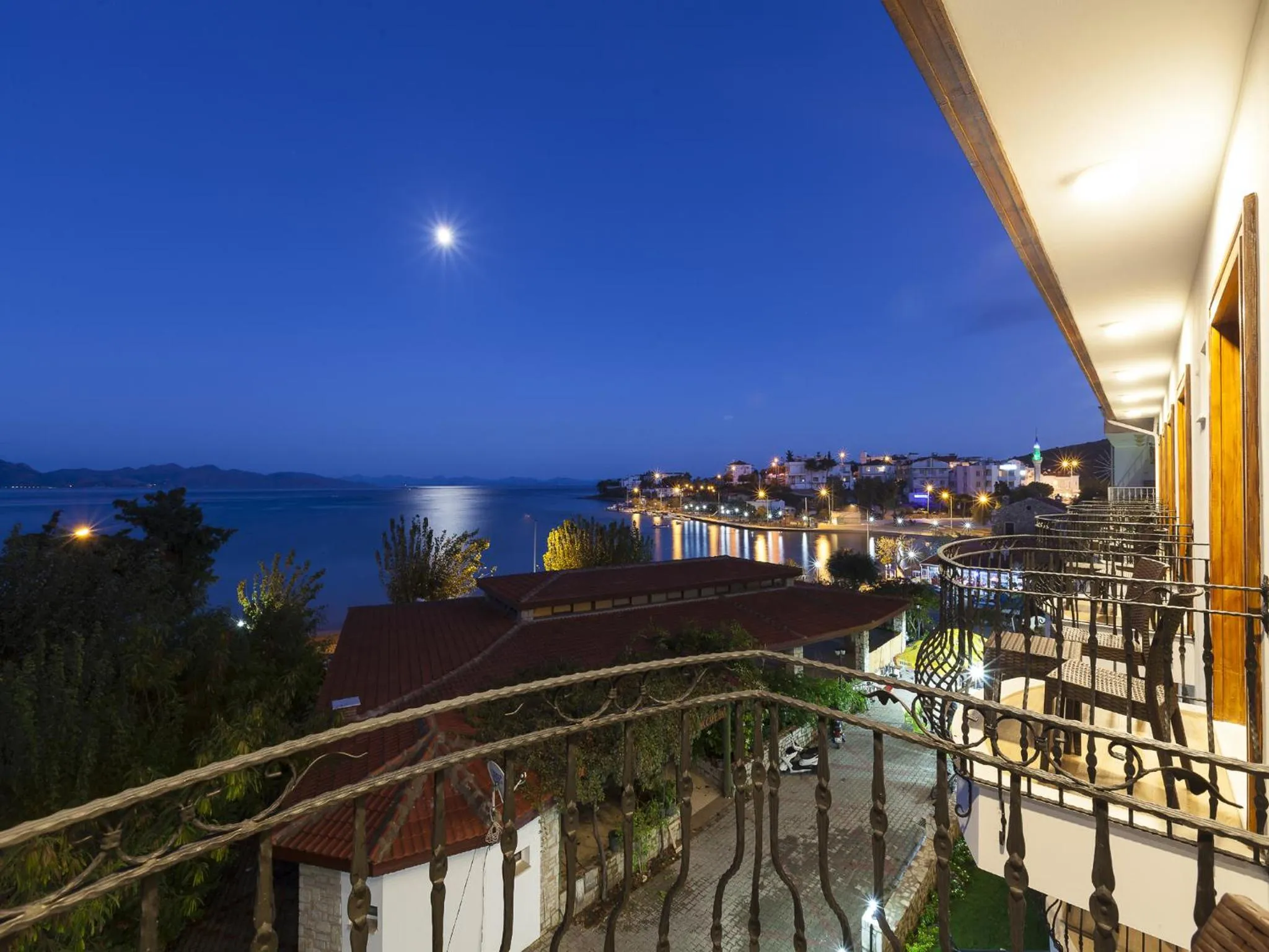 Night in Kumluk Hotel