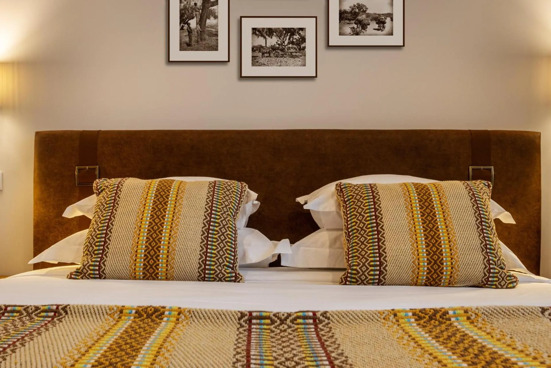 Bedroom, Bed in Évora O Cante Hotel