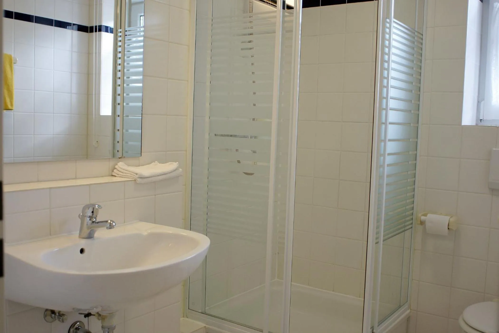 Bathroom in Motel Hormersdorf