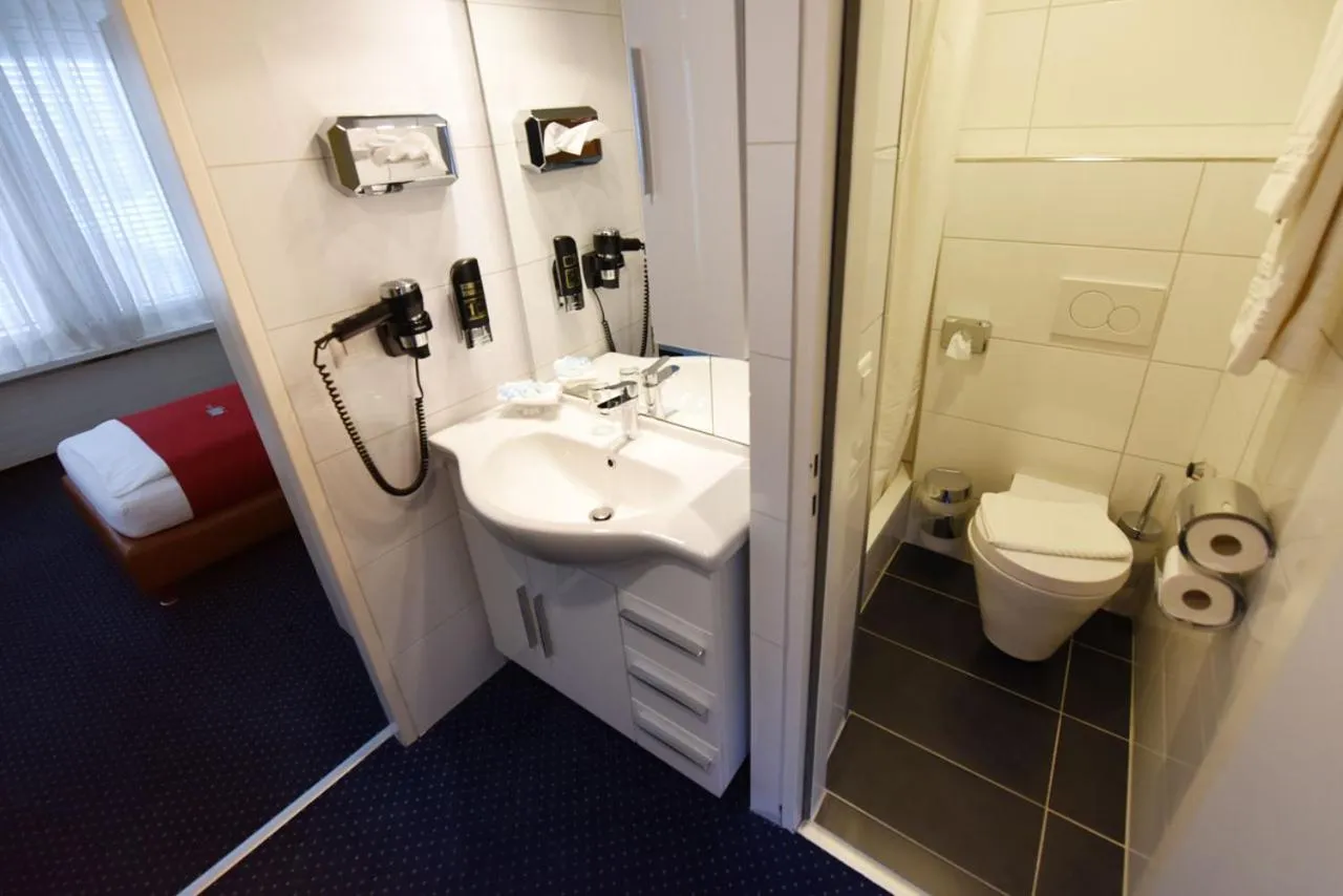Bathroom in Hotel Dufour