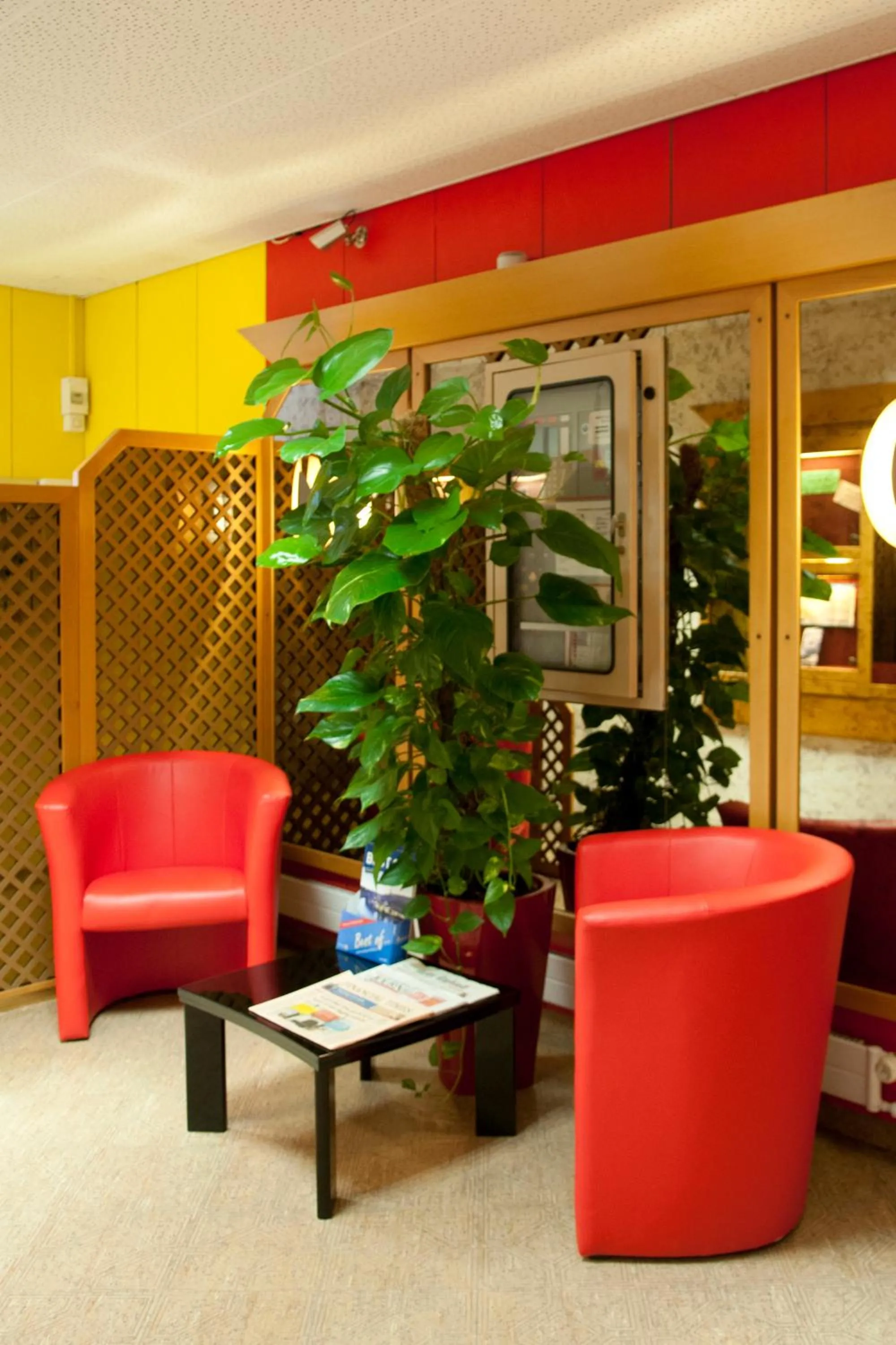 Seating area in Hotel Dufour