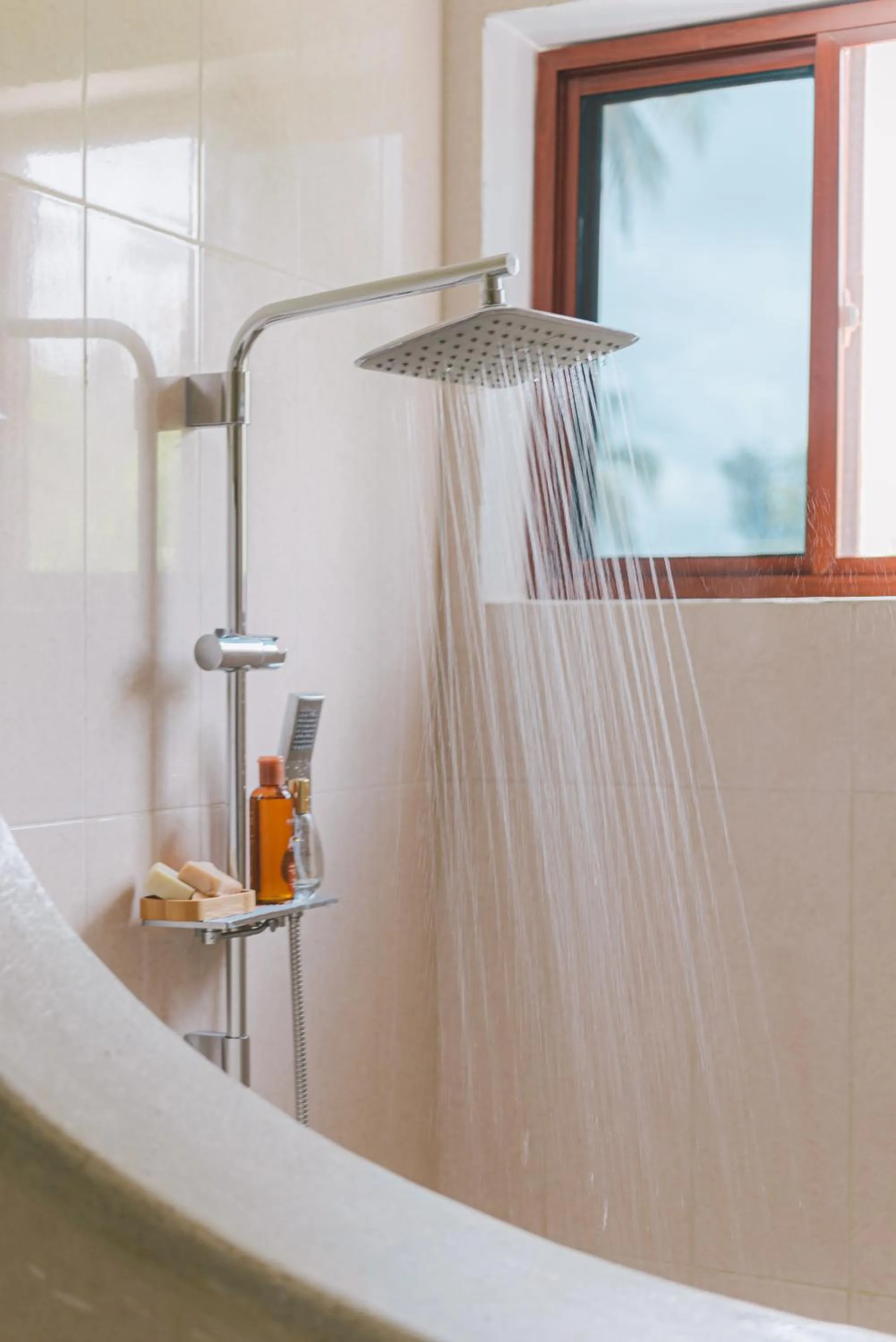 Shower in Paje White House