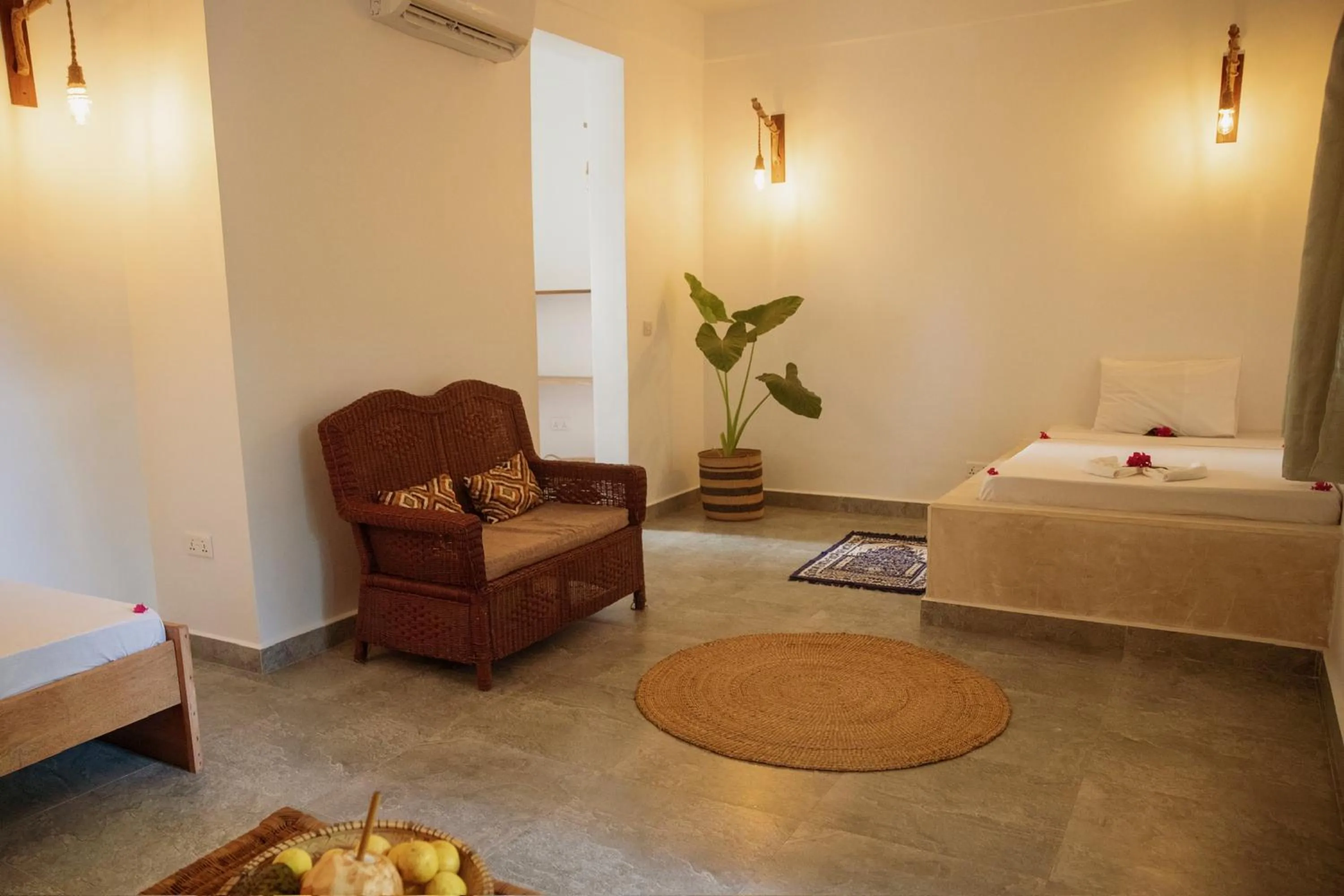 Bedroom, Bed in Paje White House