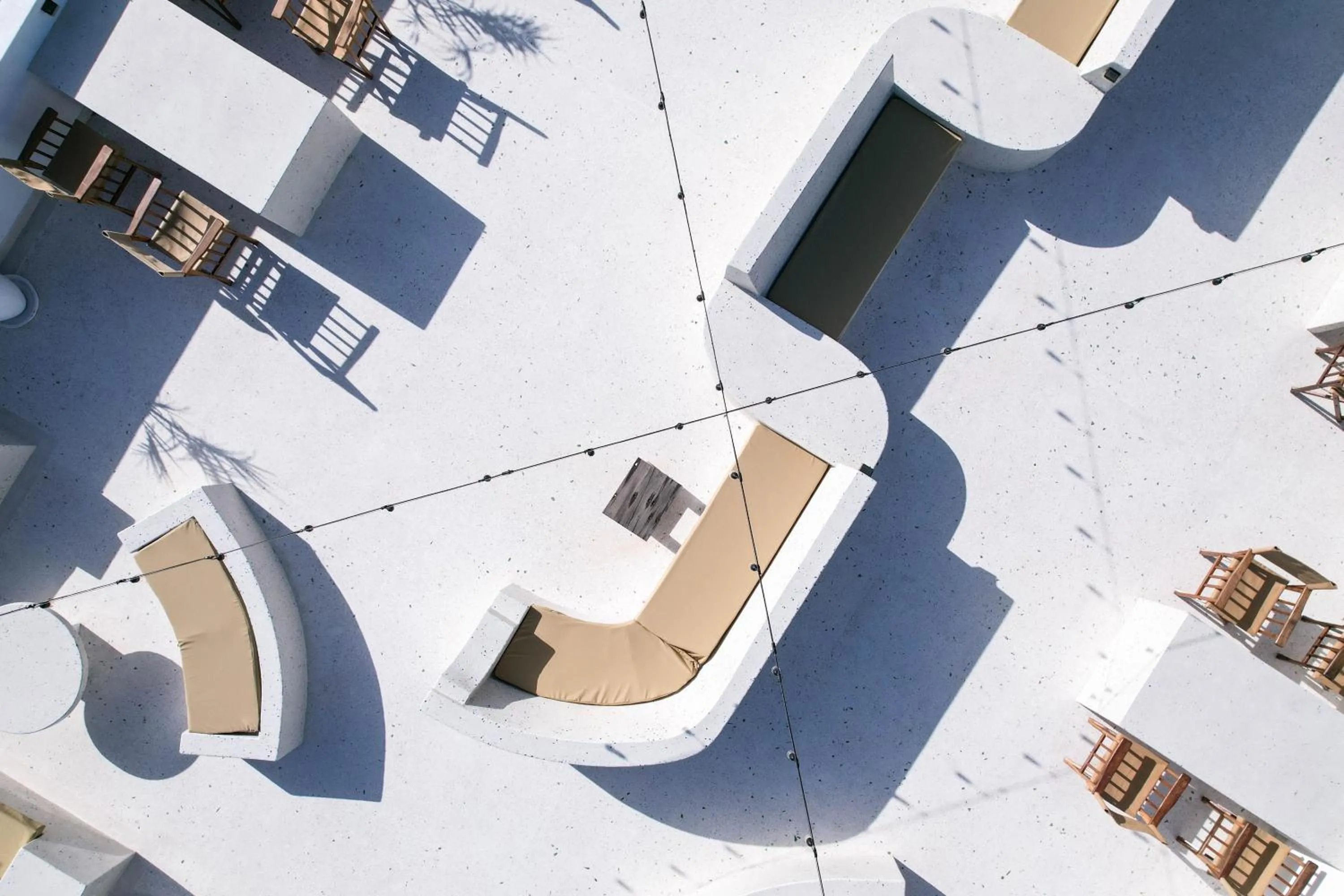 Restaurant/places to eat in Paje White House