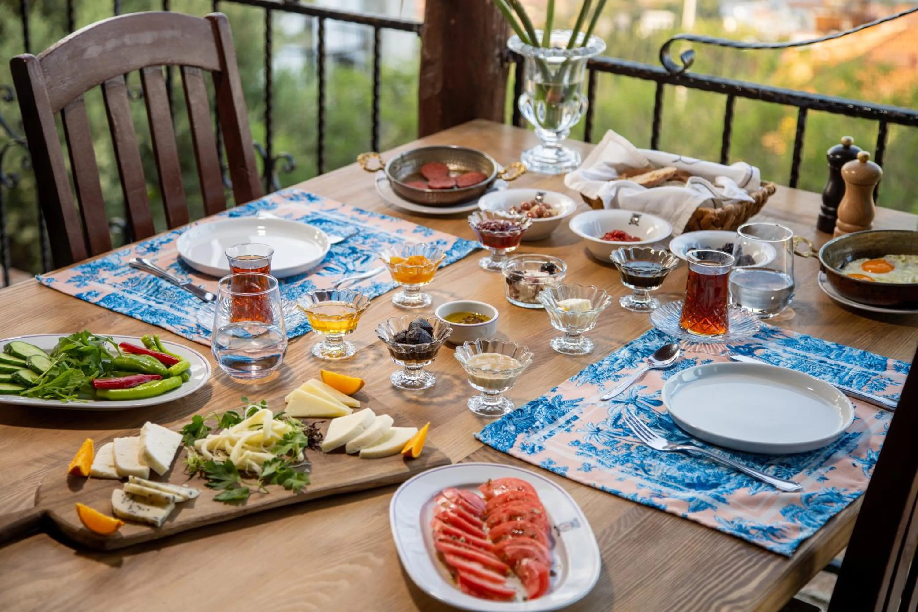 Breakfast in Papazlıkhan Hotel