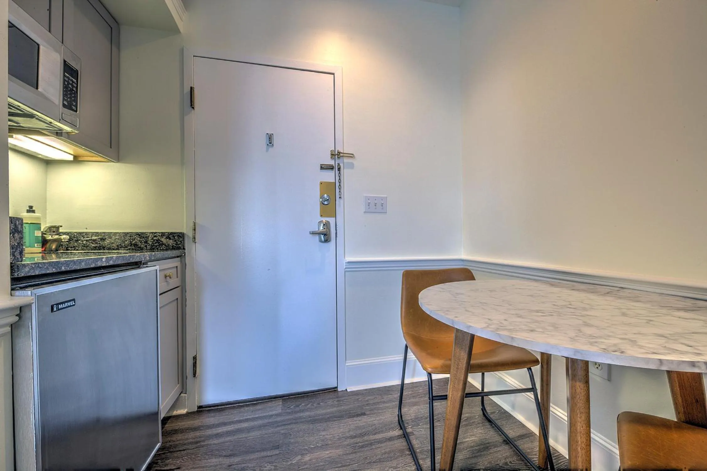 Kitchen or kitchenette in Good Hotels Boston