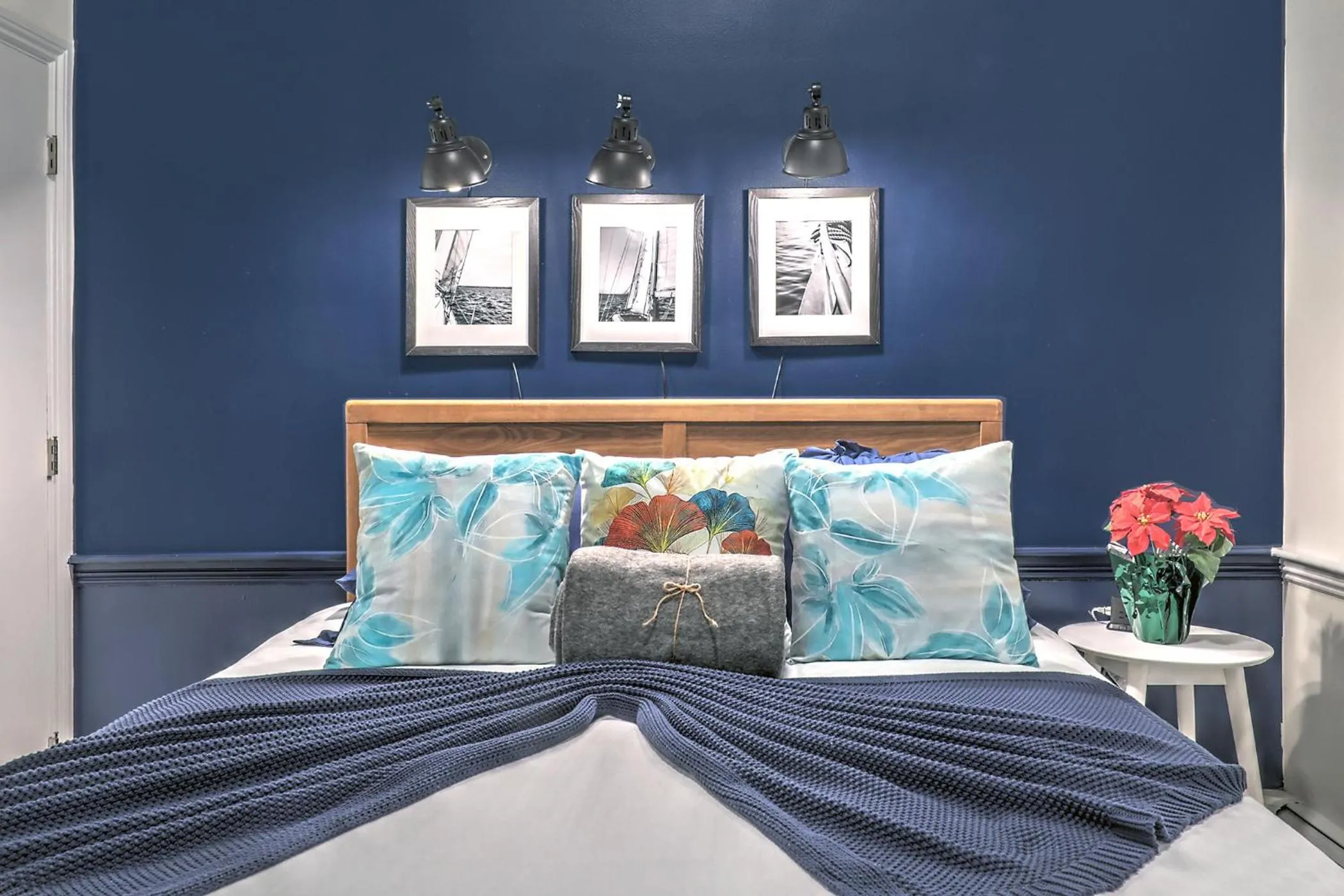 Bedroom, Bed in Good Hotels Boston