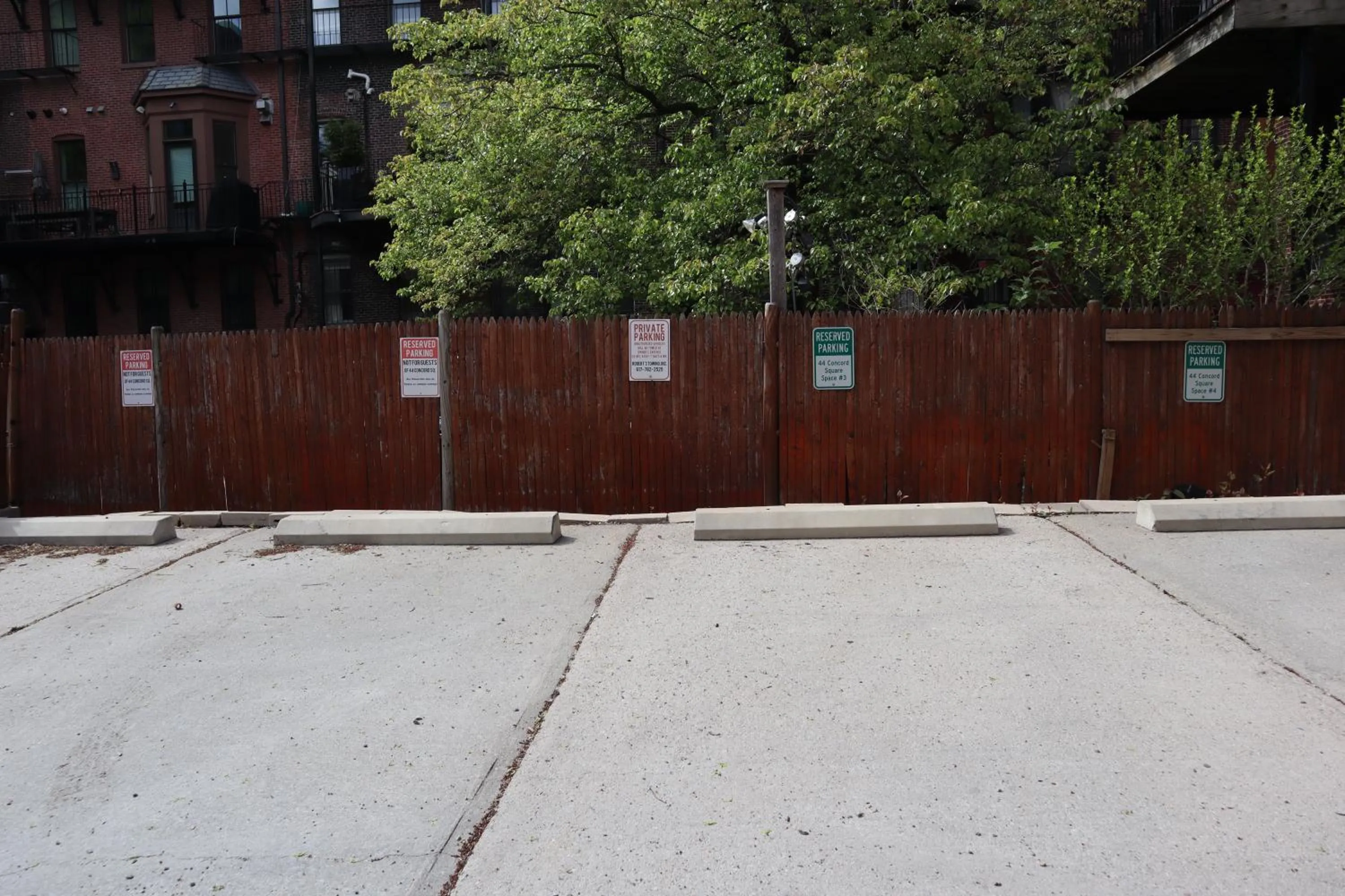 Parking in Good Hotels Boston