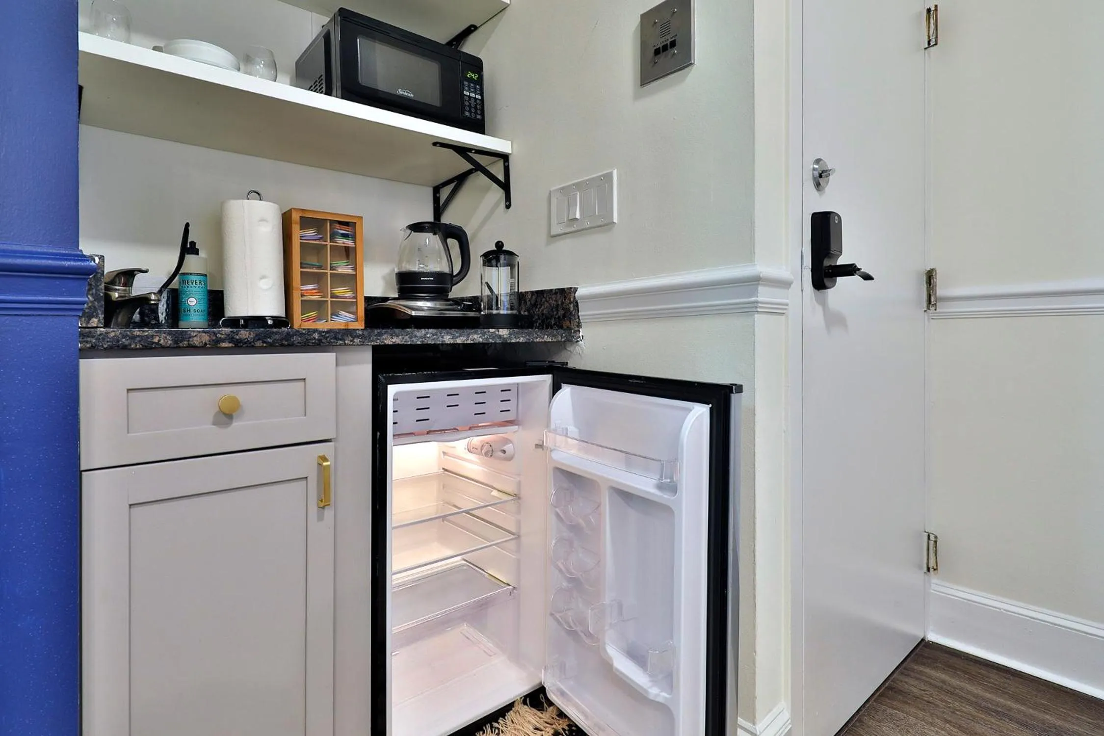Kitchen or kitchenette in Good Hotels Boston