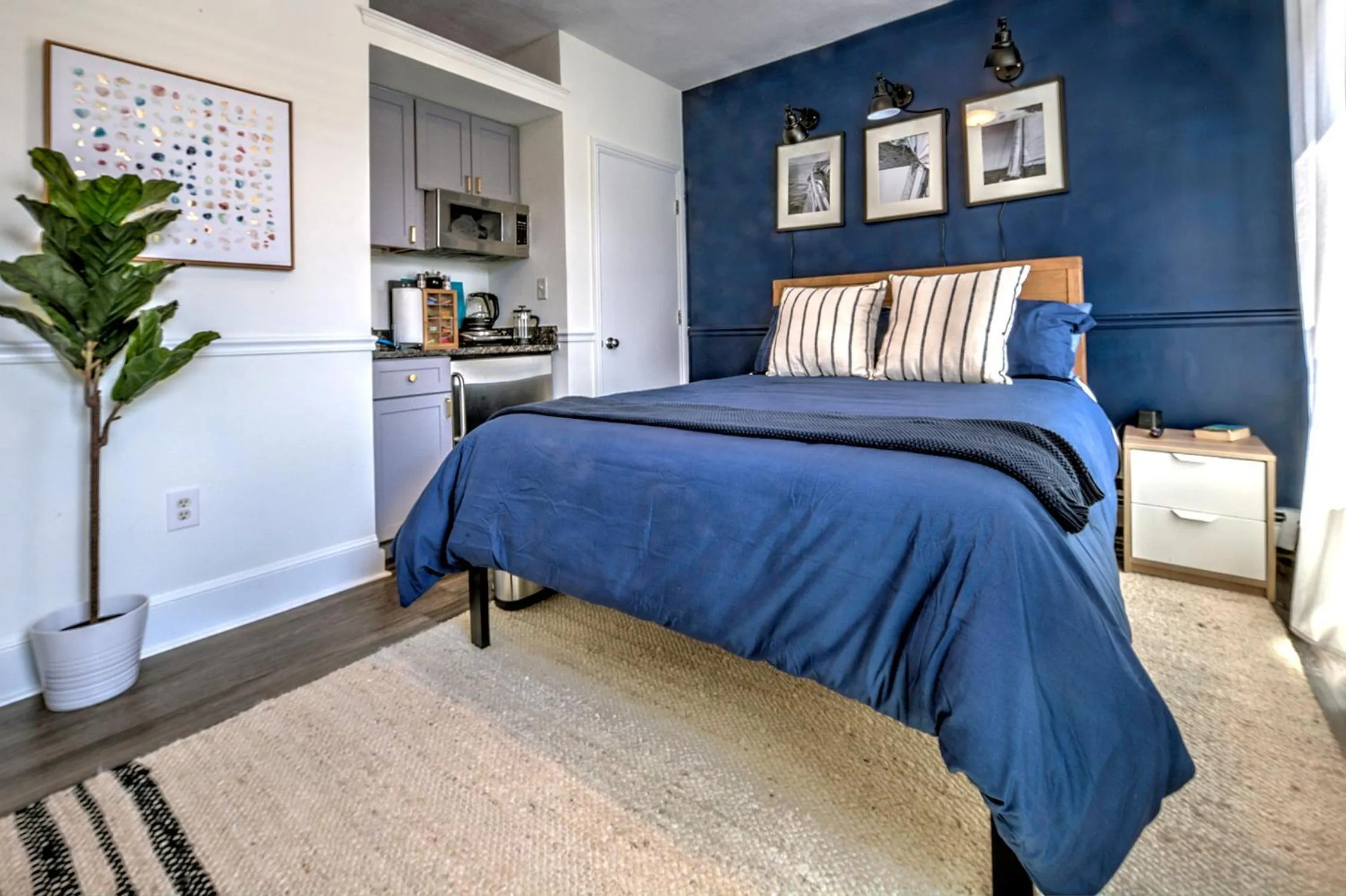 Bedroom, Bed in Good Hotels Boston