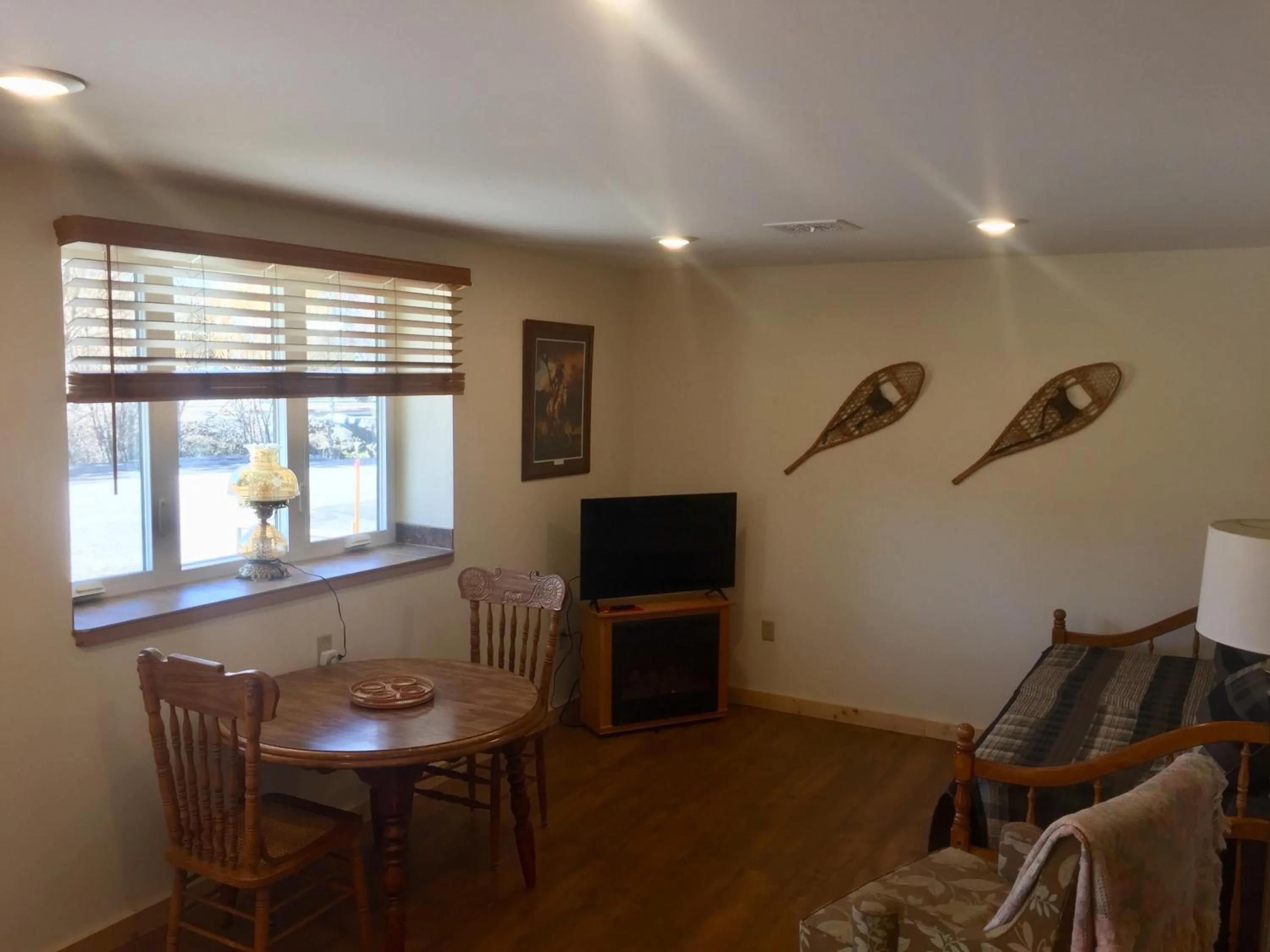 Creekside Downtown Vacation Suites, Only Adults 25 or older