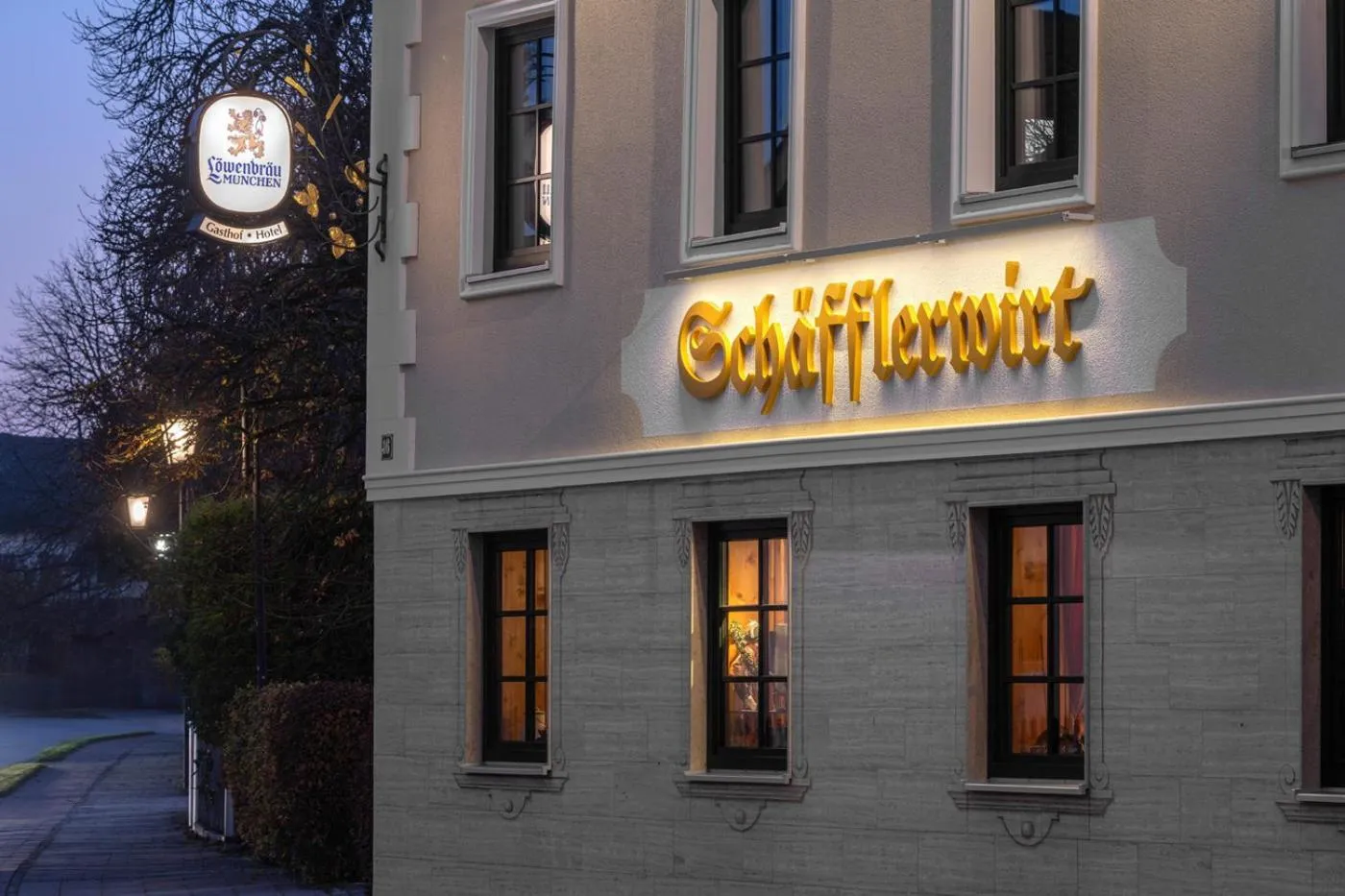 Property building in Hotel Schäfflerwirt