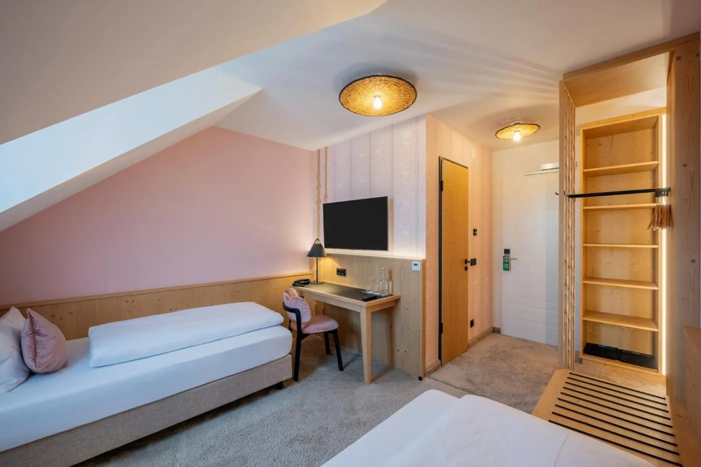 Photo of the whole room, Bed in Hotel Schäfflerwirt