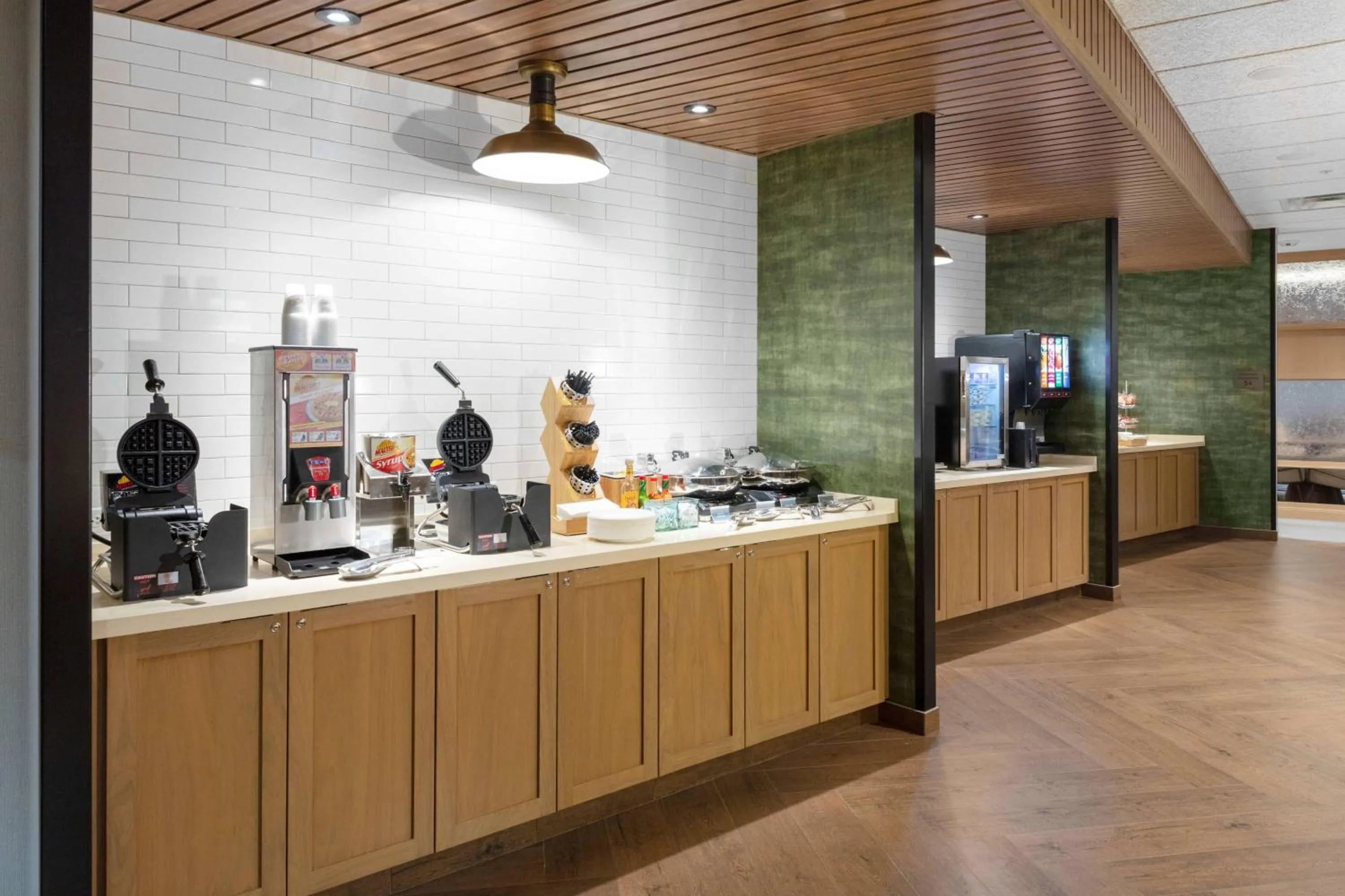 Breakfast in Fairfield by Marriott Inn & Suites Medford