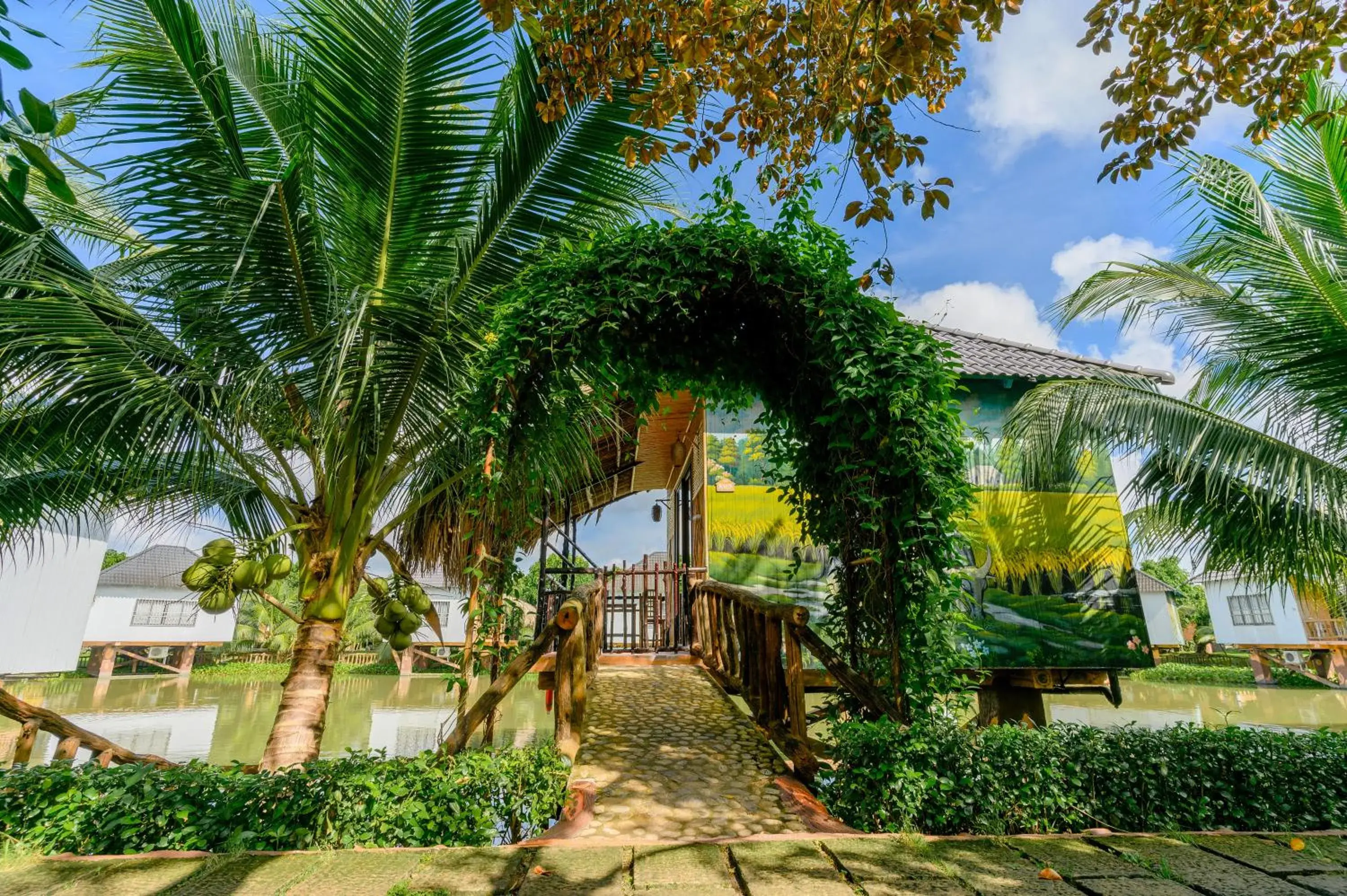 Bungalow with Lake View in Cantho Eco Resort Bungalow with Lake View in Cantho Eco Resort