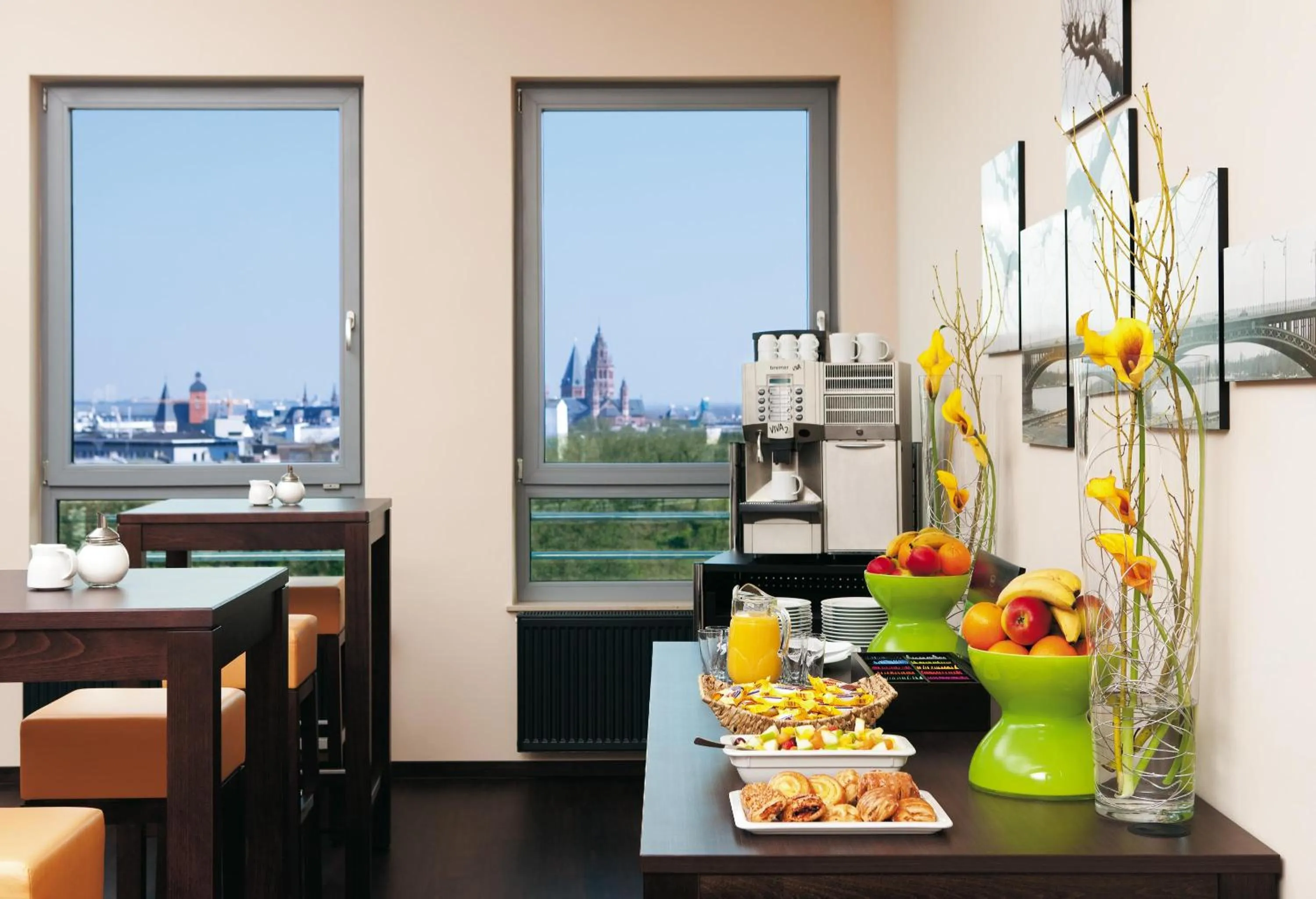 Business facilities in IntercityHotel Mainz