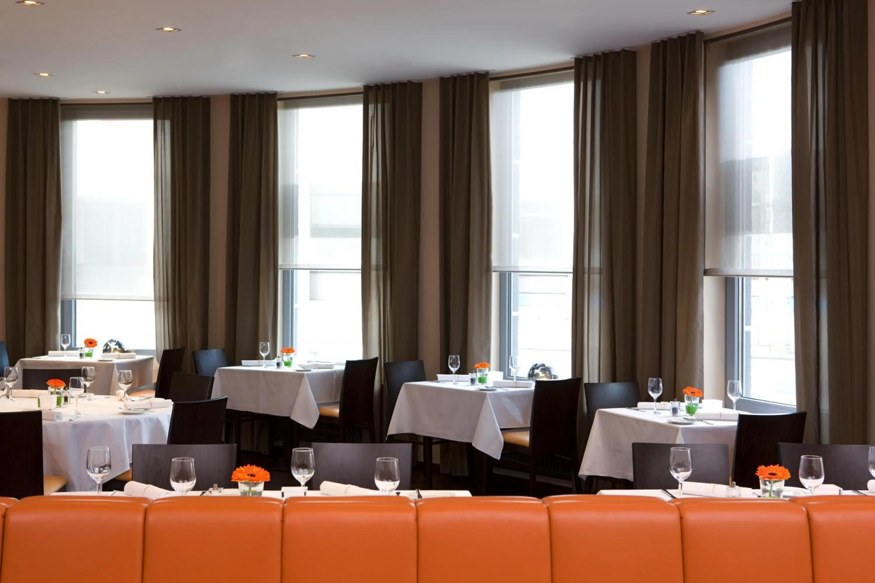 Restaurant/places to eat in IntercityHotel Mainz