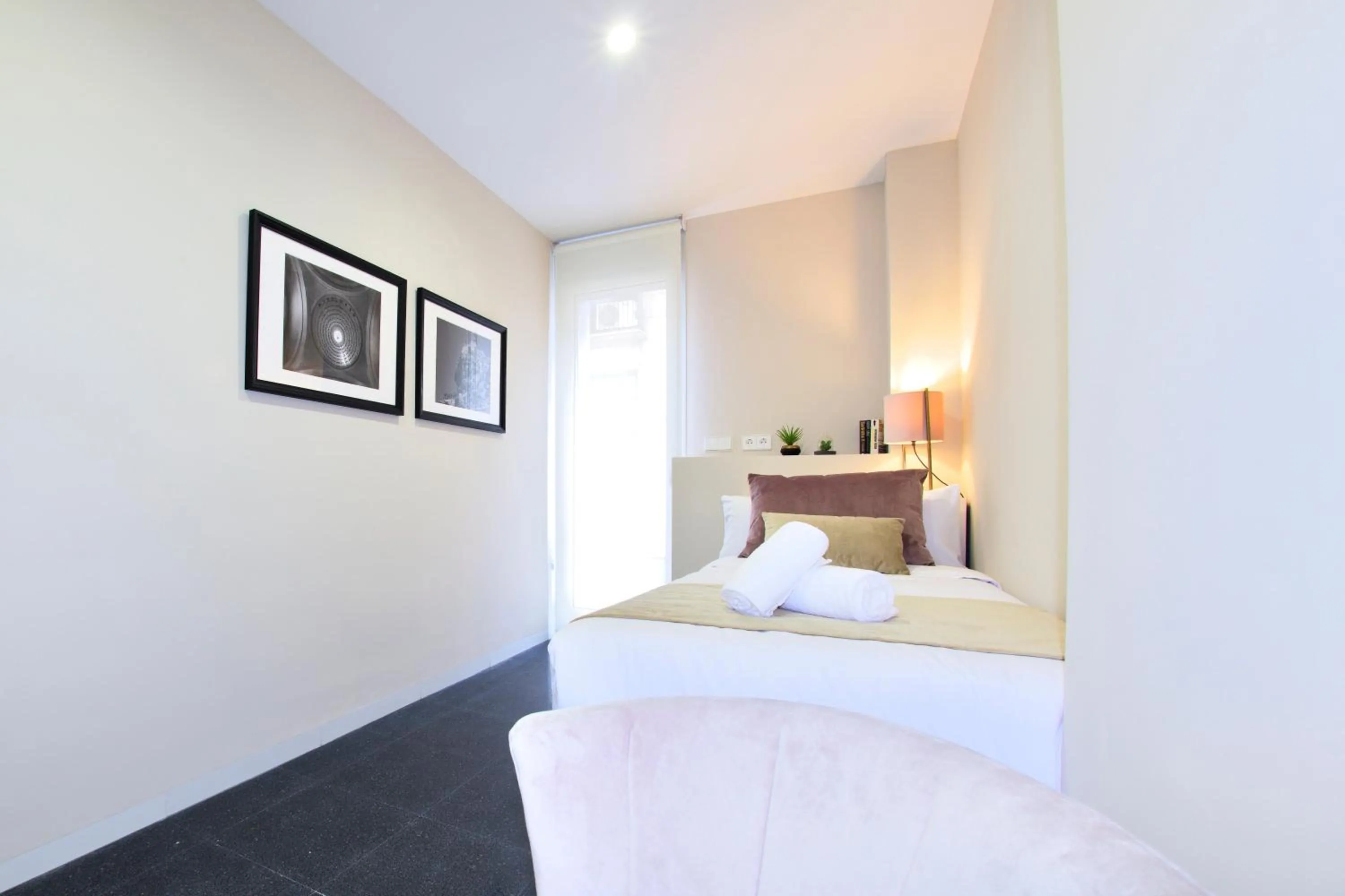 Bedroom, Bed in Holihome Rambla 24