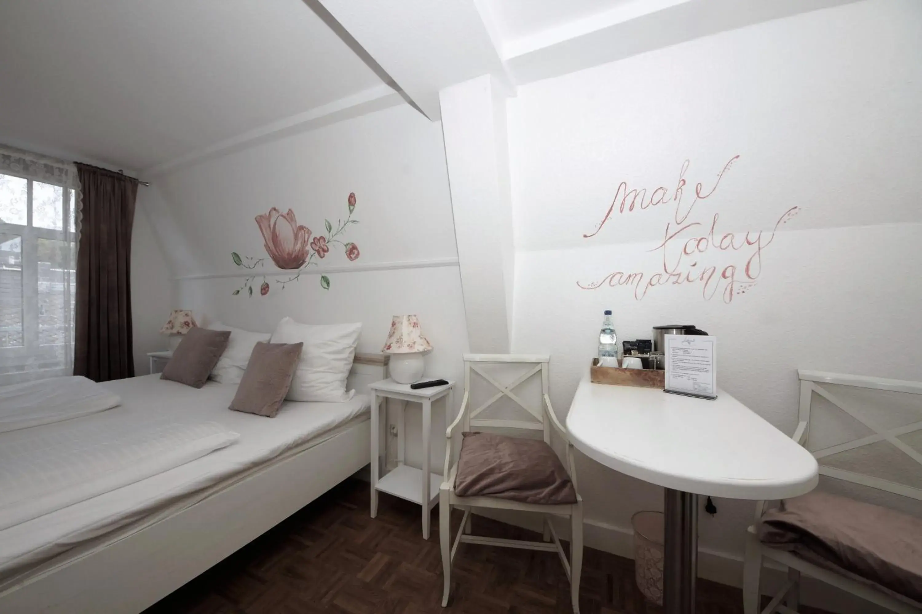 Standard Double Room - single occupancy in Liebezeit - ehemals Hotel Dillenburg Standard Double Room - single occupancy in Liebezeit - ehemals Hotel Dillenburg