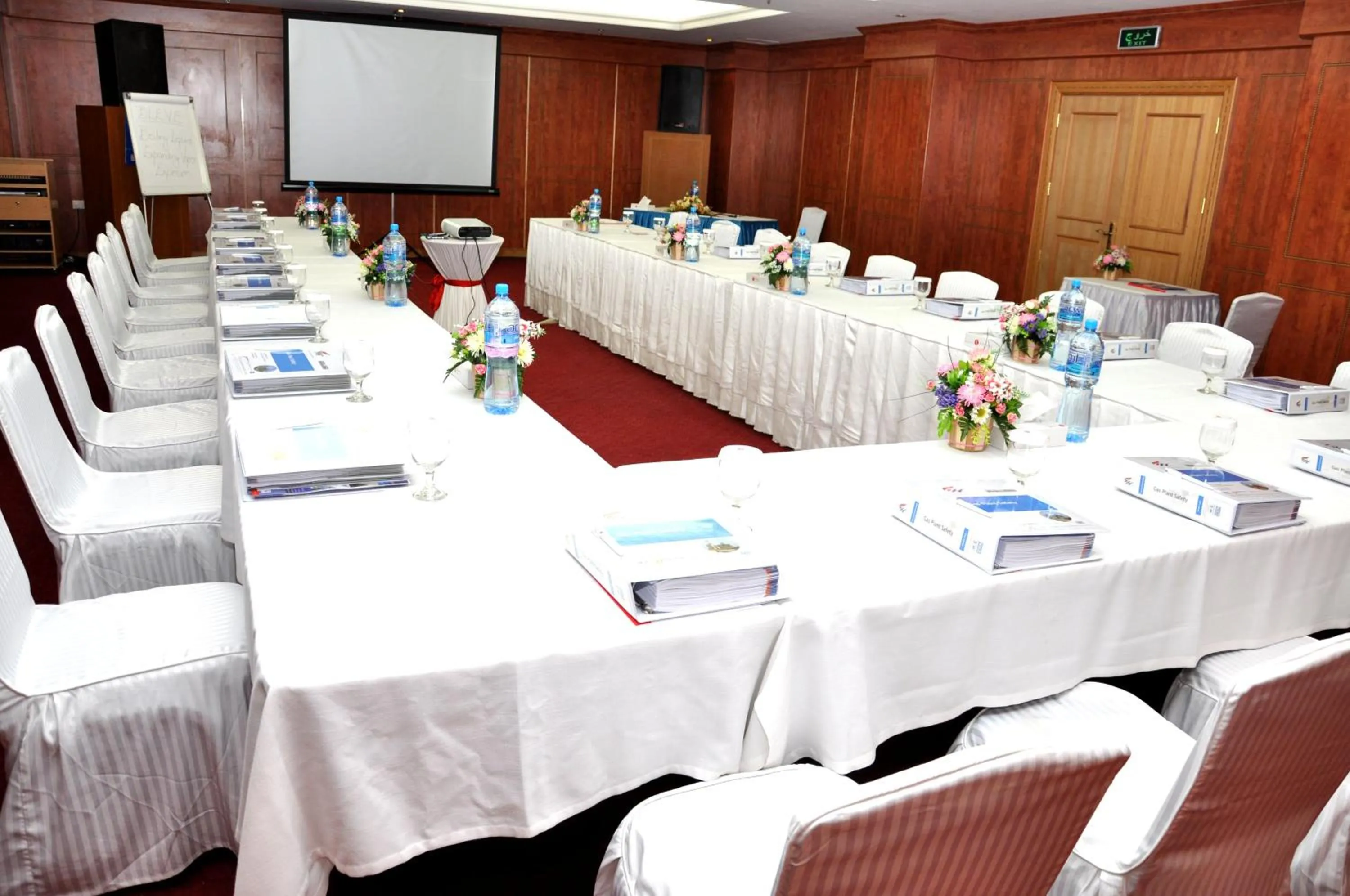 Business facilities in Swiss International Palace Hotel Manama