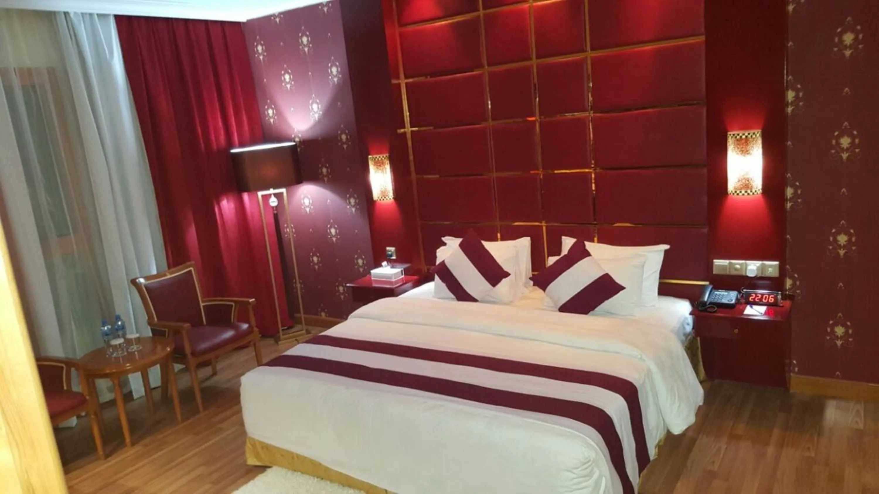 Bedroom in Swiss International Palace Hotel Manama