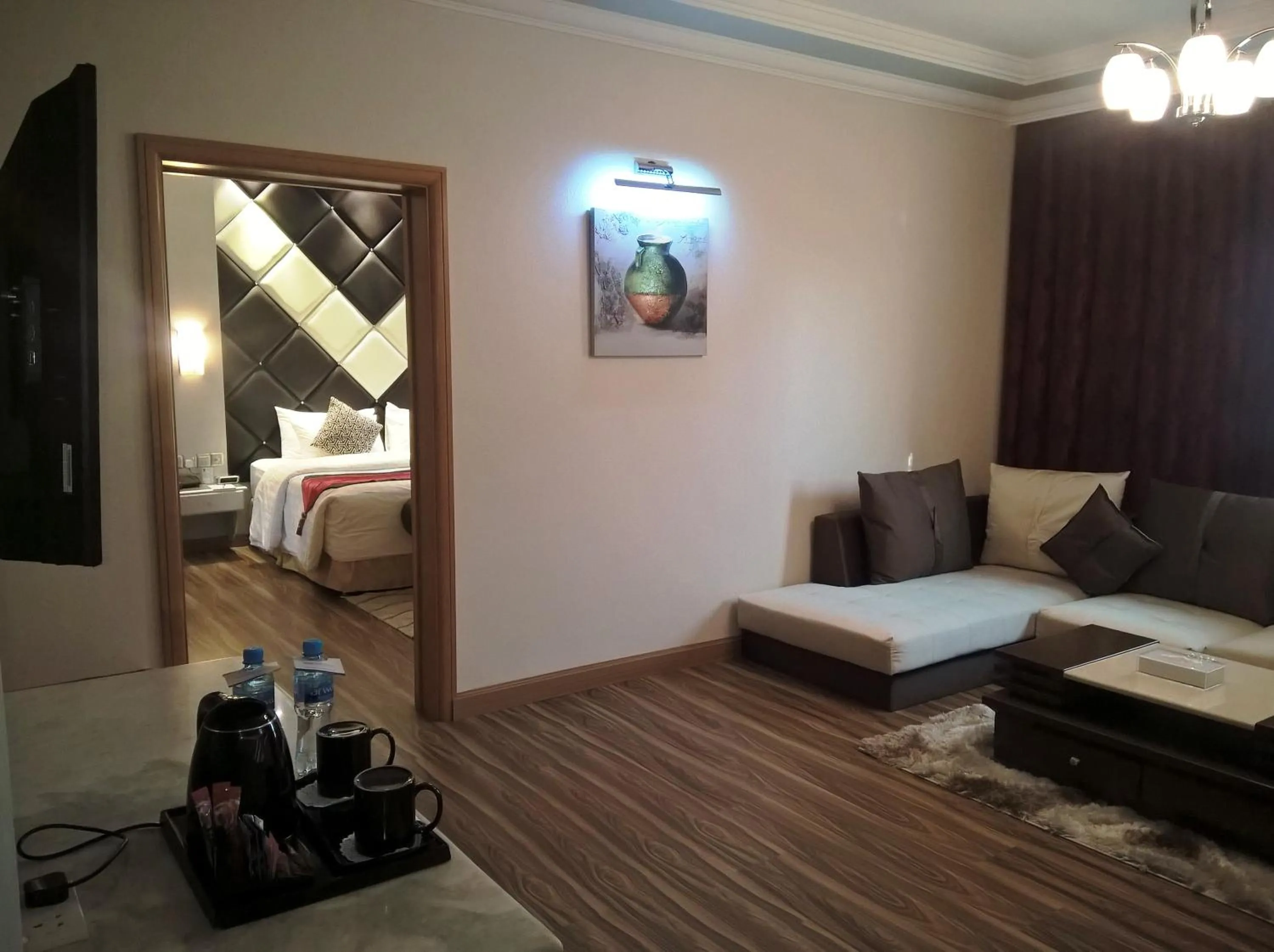 Seating area in Swiss International Palace Hotel Manama