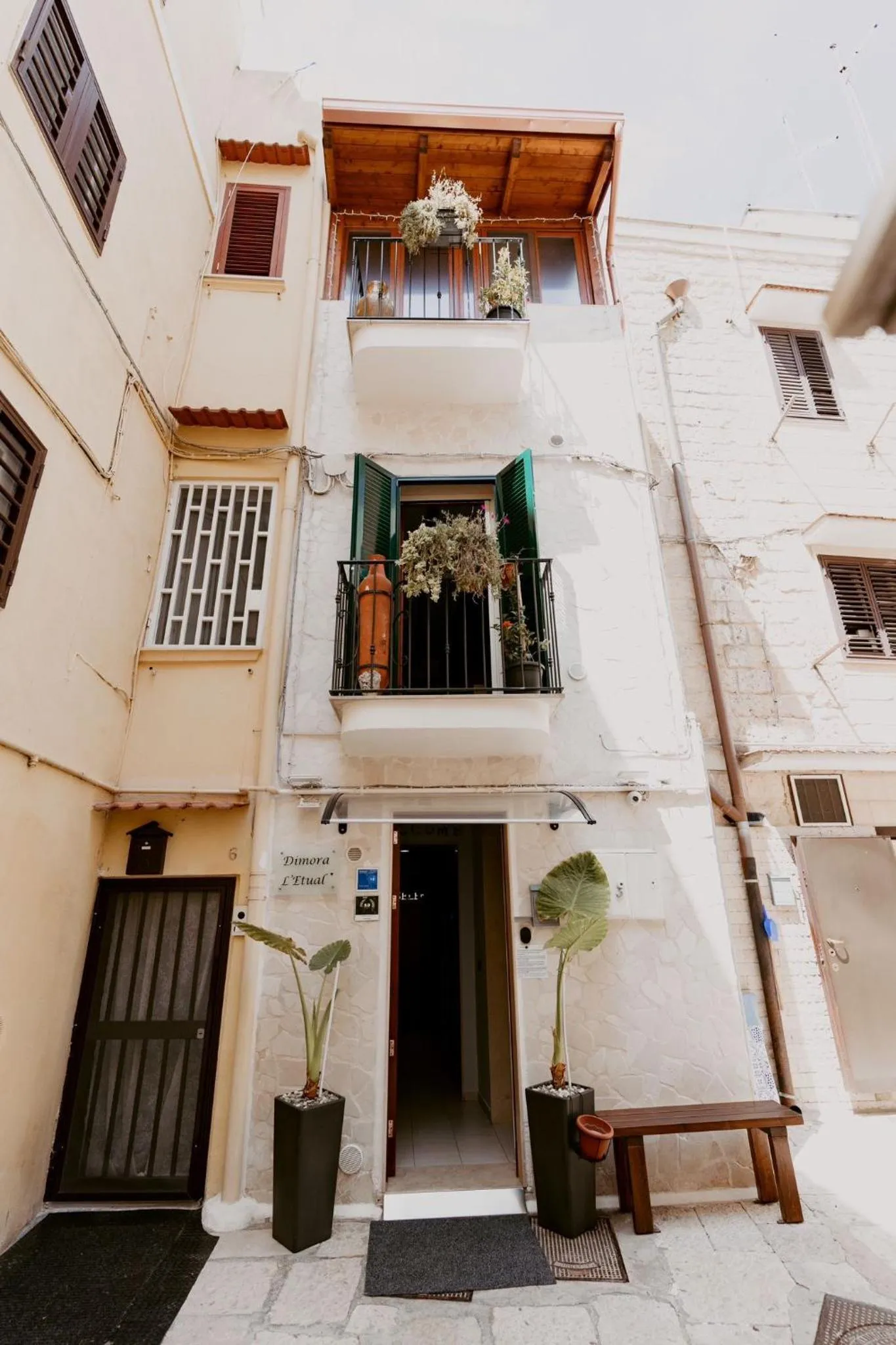 Property building in Dimora L'Etual