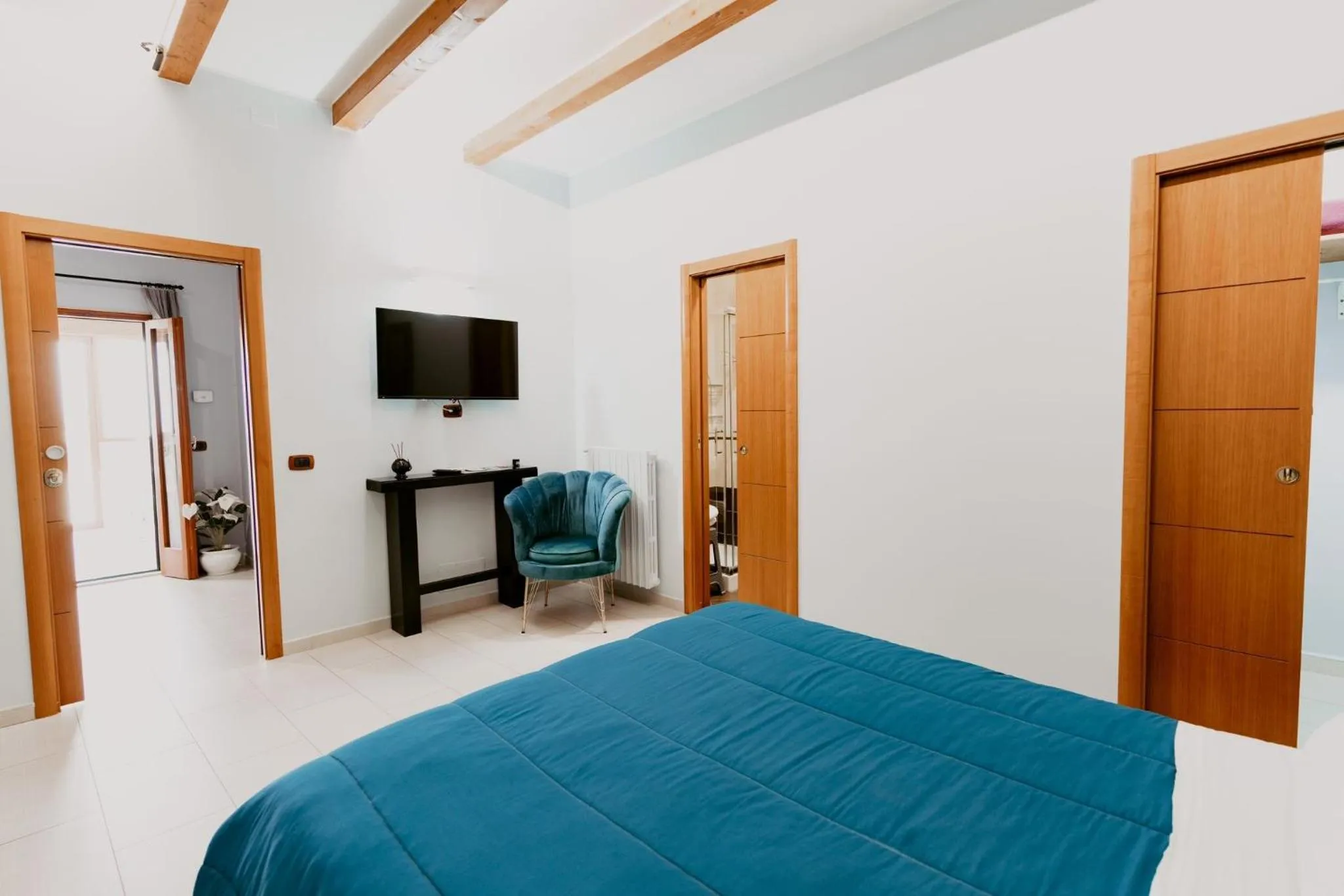 Photo of the whole room, Bed in Dimora L'Etual