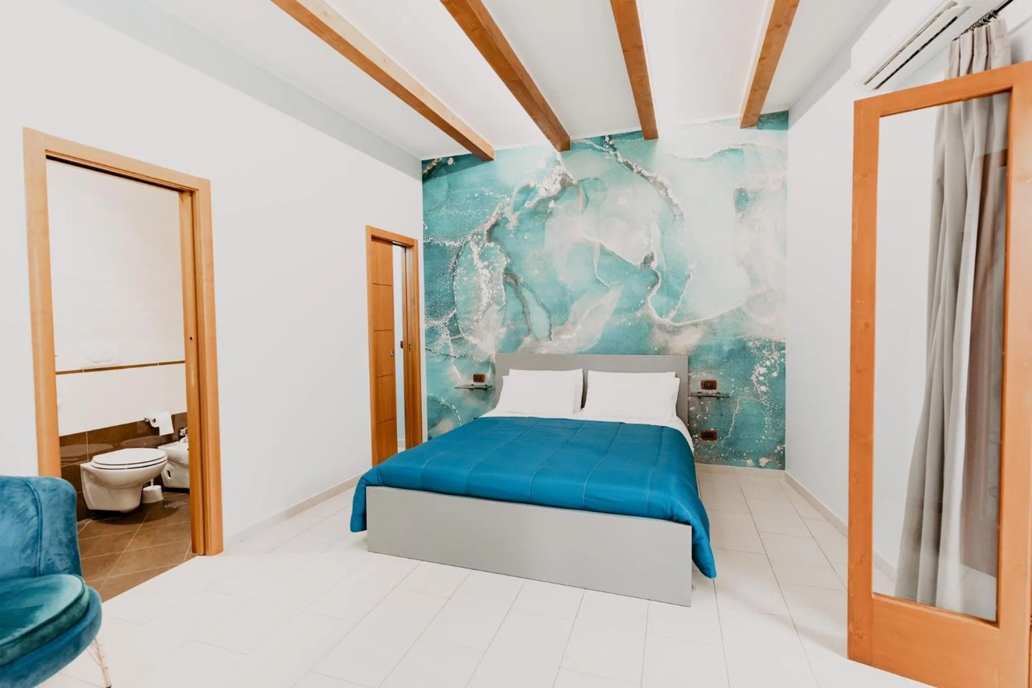 Photo of the whole room, Bed in Dimora L'Etual