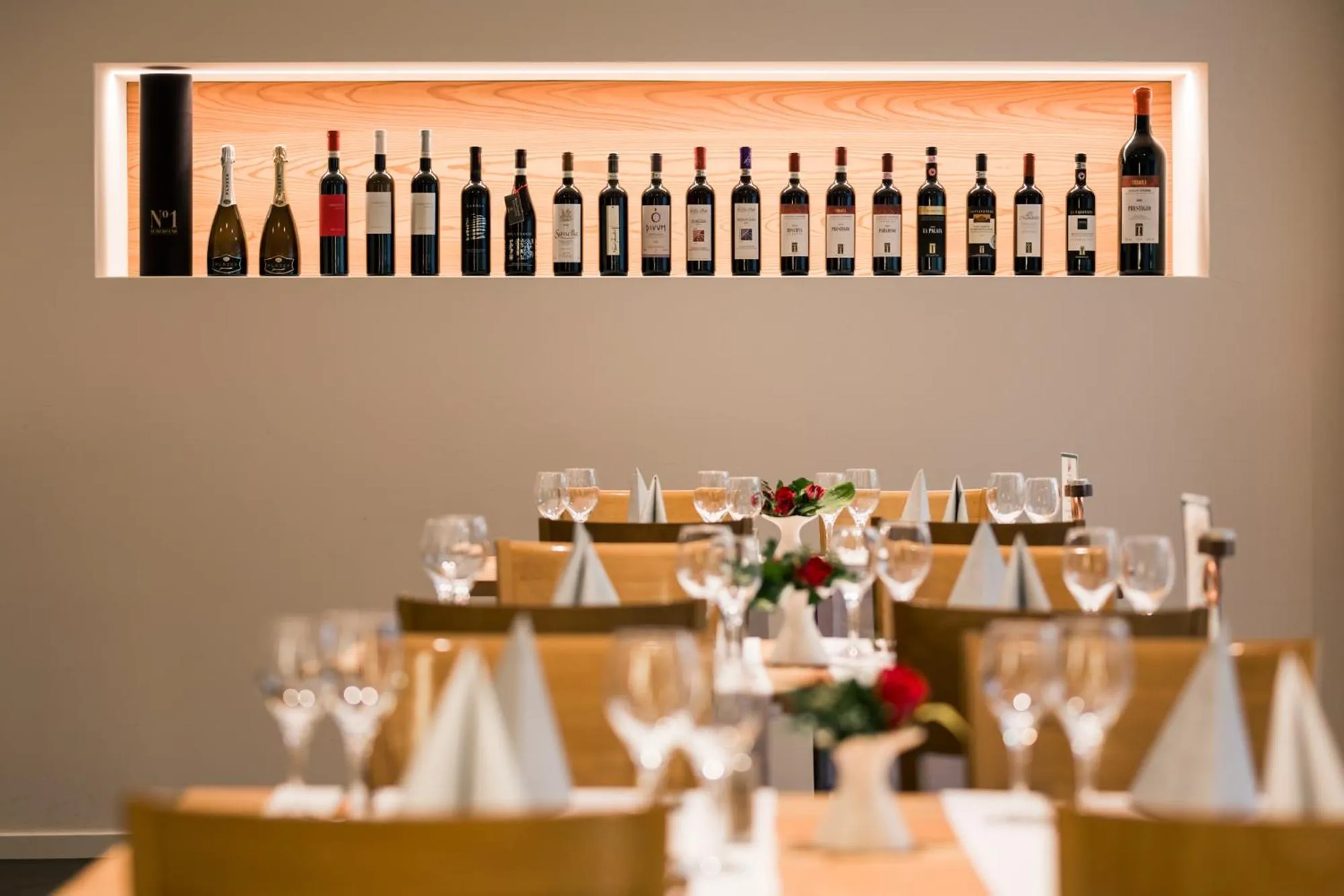 Restaurant/places to eat in Raselli Sport Hotel